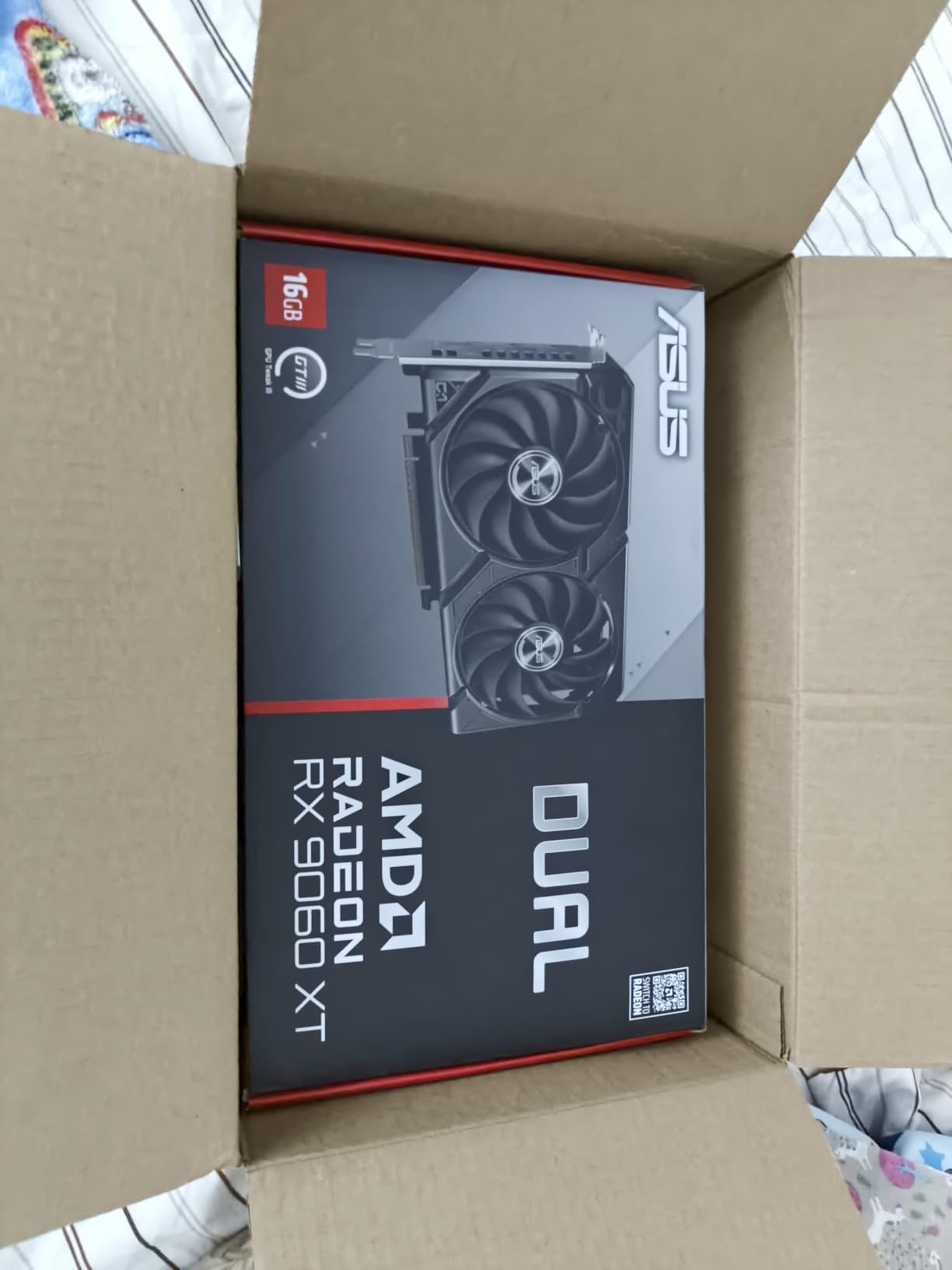 ASUS Dual Radeon RX 9060 XT 16GB GDDR6 Graphics Card, AMD, PCIe 5.0, HDMI 2.1b, DisplayPort 2.1a, 2.5-Slot, Axial-tech Fan, 0dB Technology customer photo 2