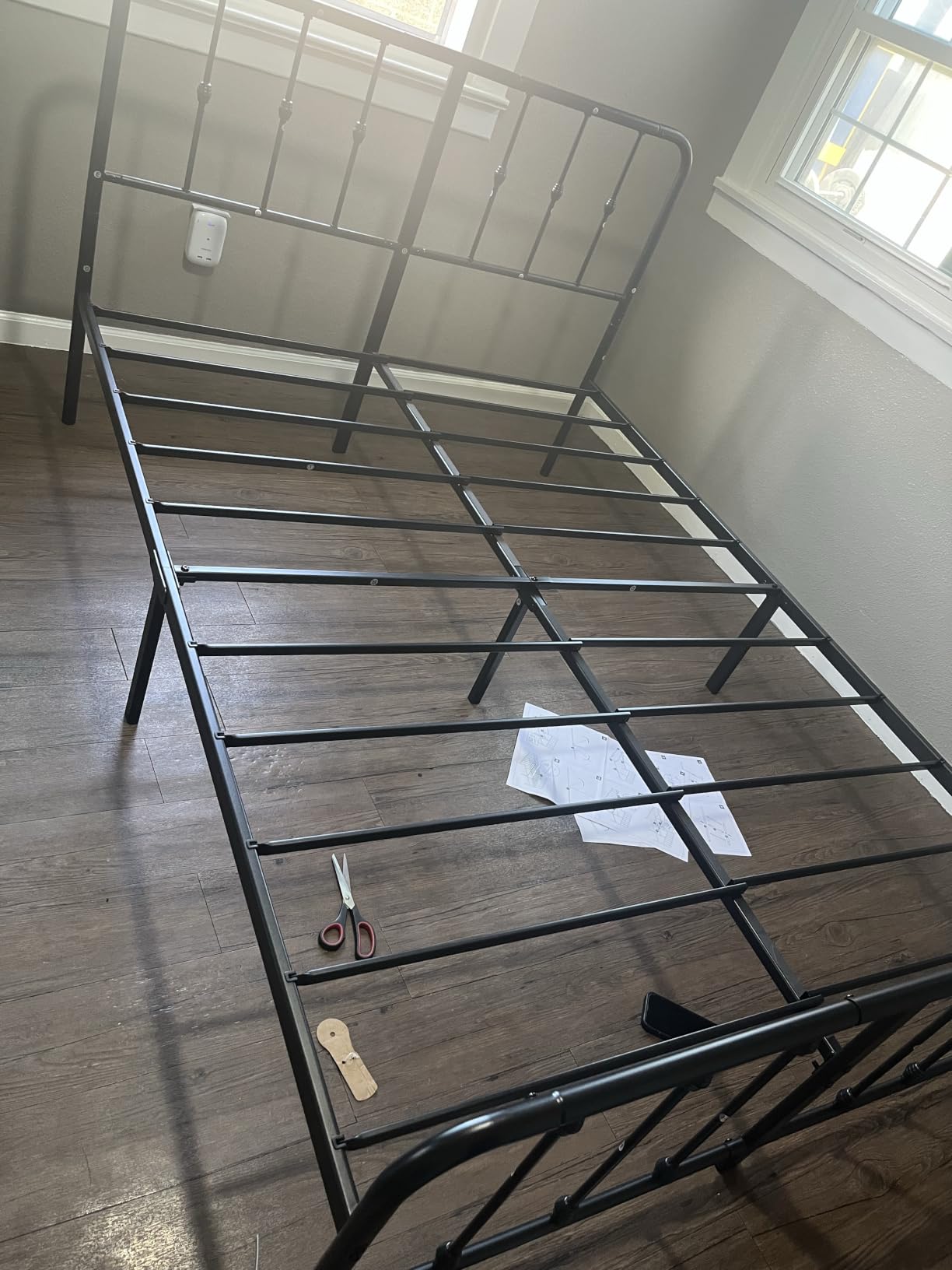Zinus Leonardo Metal Platform Bed Frame, Victorian Spindle Style Headboard and Footboard, Heavy Duty Bed Base, Ample Underbed Space, Queen customer photo 2