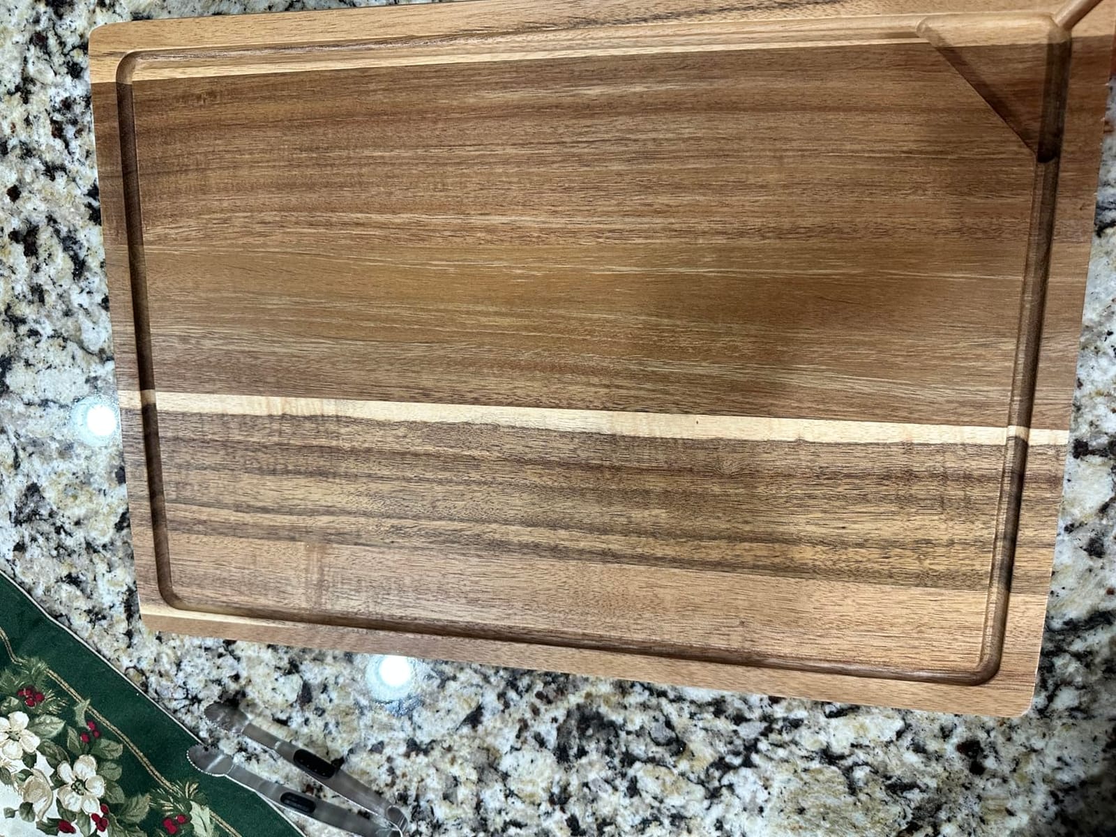 Kikcoin Acacia Wood Cutting Board Set of 3, Wooden Cutting Boards for Kitchen with Deep Juice Grooves, Butcher Block Wooden Chopping Board for Meat, Large Solid Charcuterie Boards Serving Tray customer photo 1