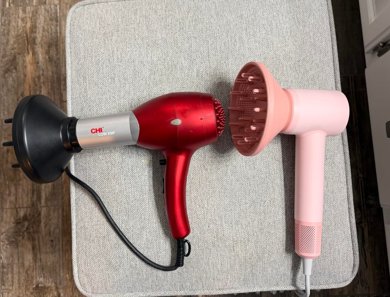 Laifen SE 2 Diffuser Hair Dryer for Women, 21.5m/s Air Speed, Matte White | Frizz Control, Heat Protection, Perfect for Sleek Styling, Diffuser for Curling & Wavy Hair, 5 Modes & 2 Airspeeds, Low Noise customer photo 2
