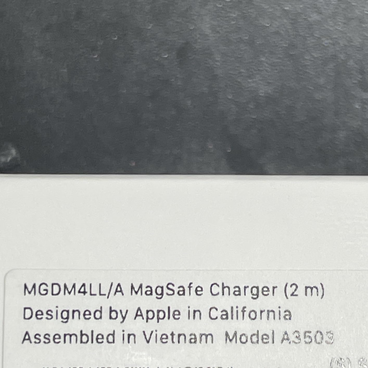 Apple MagSafe Charger (1 m): Wireless Charger with Fast-Charging Capability customer photo 2