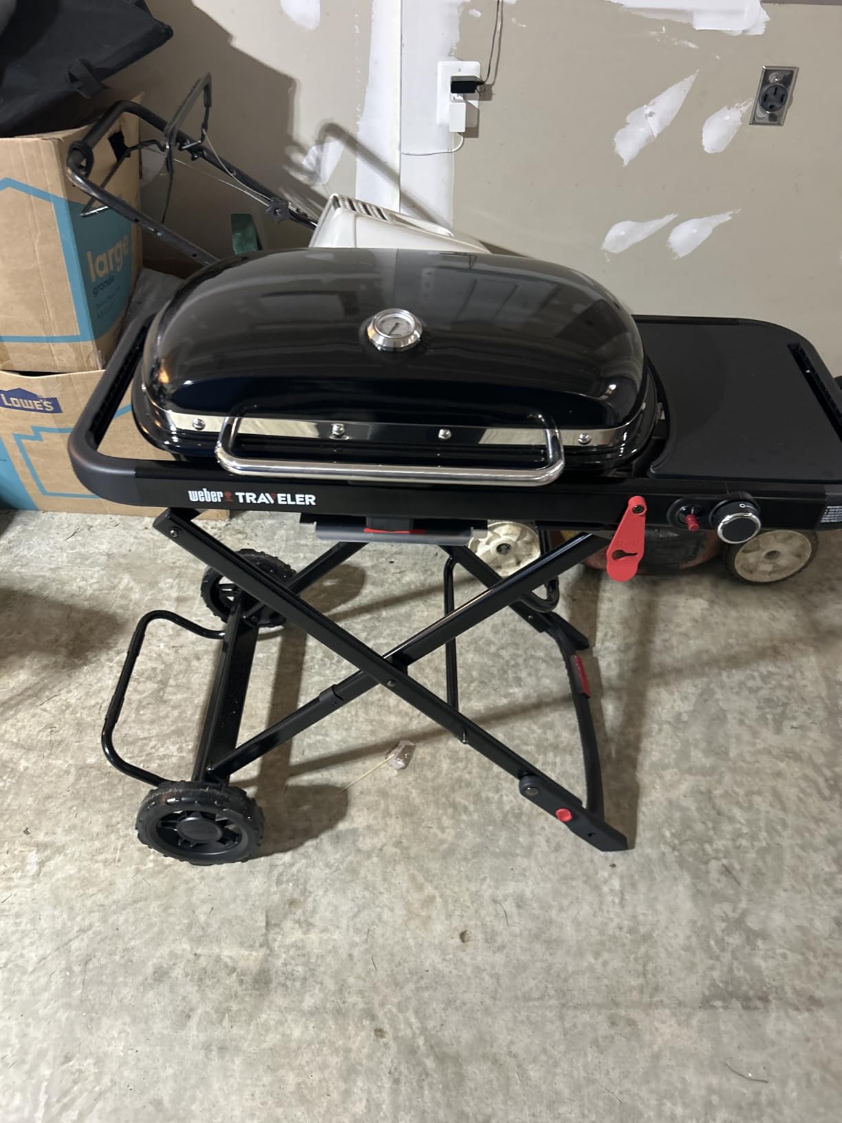 Weber Traveler Compact Portable Gas Grill for Outdoor Cooking, Propane customer photo 1