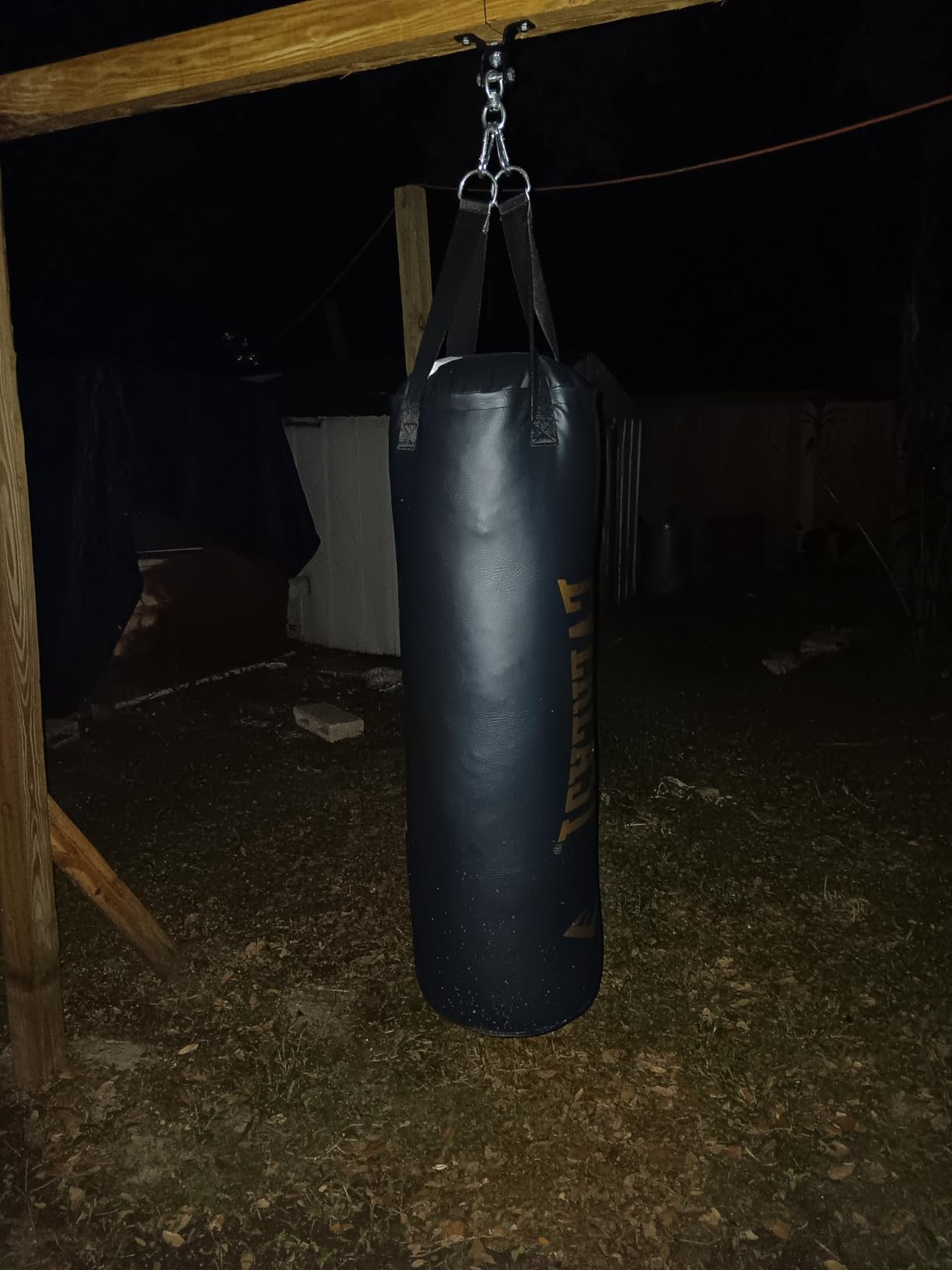 Everlast Elite Punching Bag | Durable Boxing MMA, Adults | Muay Thai customer photo 1
