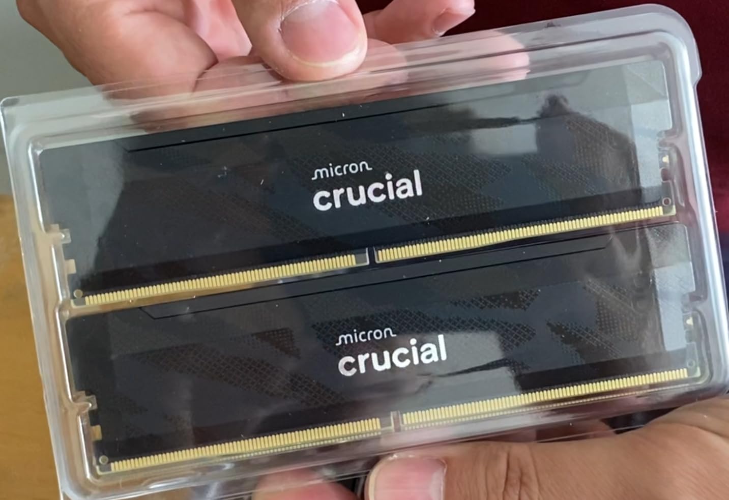 Crucial Pro DDR5 RAM 32GB Kit (2x16GB), 6400MHz CL32, Overclocking Desktop Gaming Memory, Intel XMP 3.0 & AMD Expo Compatible, Black - CP2K16G64C32U5B customer photo 2