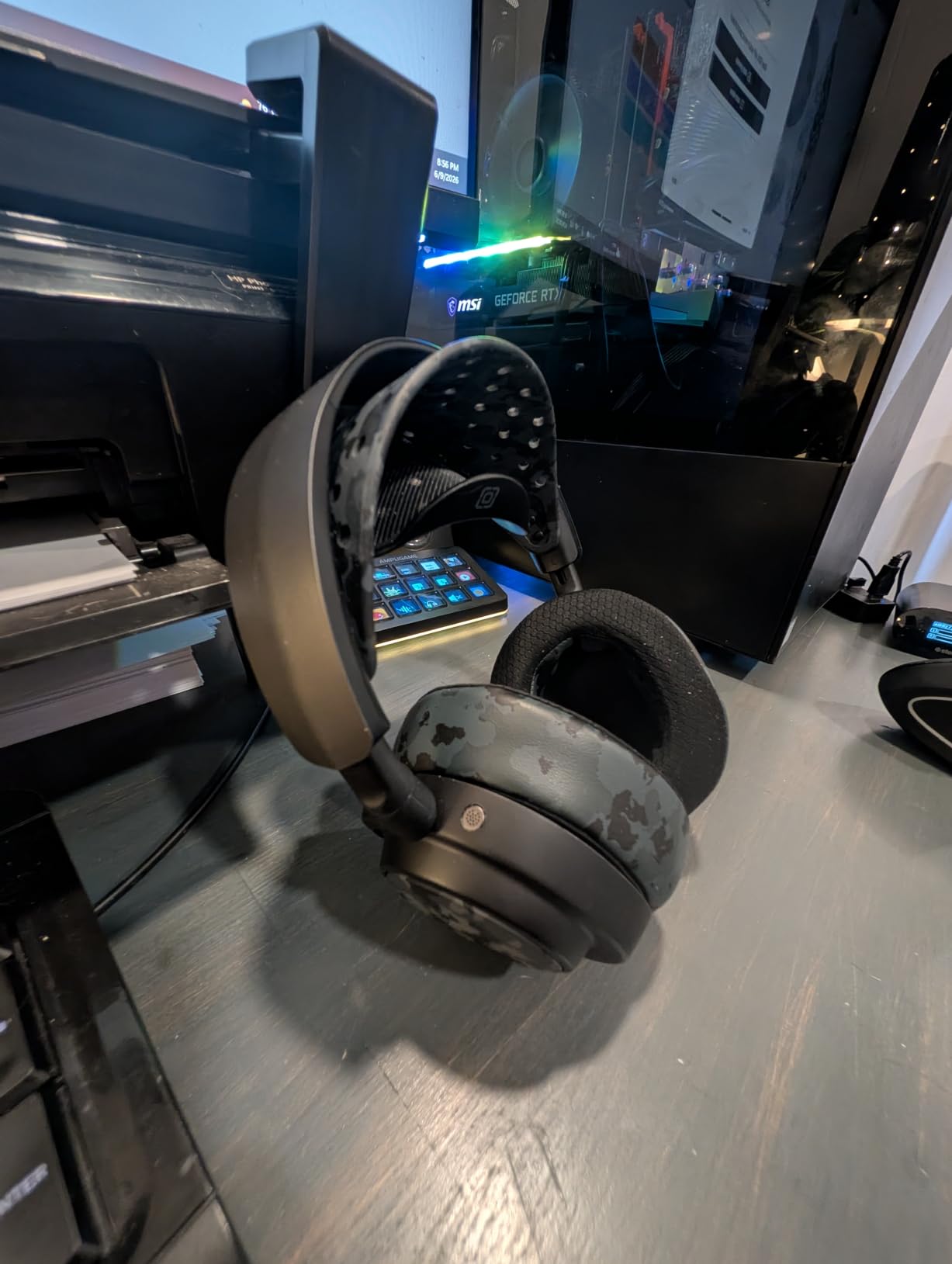 SteelSeries Arctis Nova 7P Wireless Gen 2 Gaming Headset - Real-Time App Control, 50+ HR Play, Neodymium Magnetic Drivers, Mix 2.4GHz/Bluetooth, PS5, PS4, PC, Switch 1/2, Mobile - Black customer photo 2