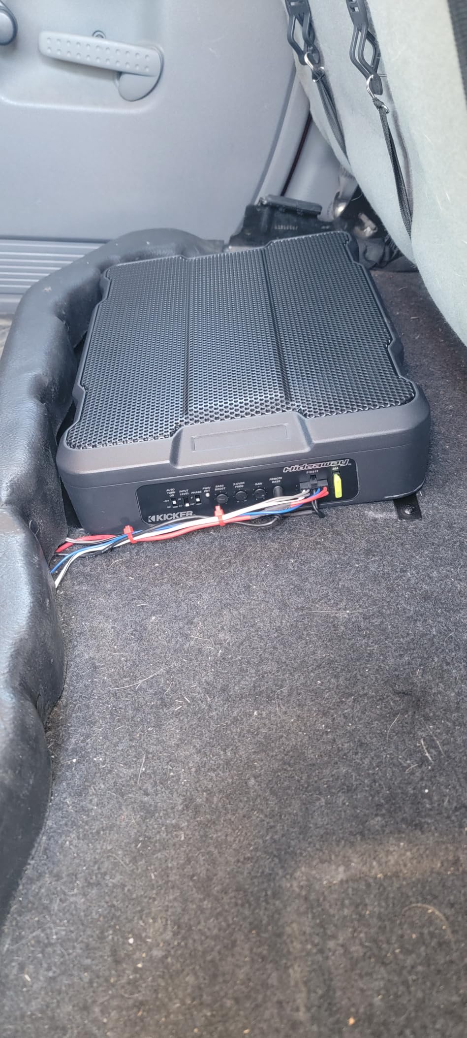 KICKER 51HS12 Hideaway Compact Powered Subwoofer, 12-Inch customer photo 1