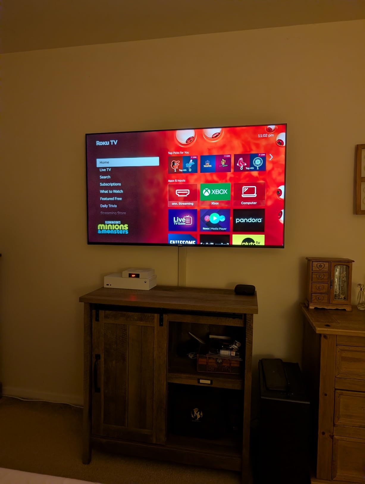 Roku Smart TV 2026 - 55-Inch Select Series, 4K QLED TV - Roku TV with Voice Remote - Flat Screen QLED Television with Wi-Fi for Streaming Live Local News, Sports, & Movies - Bluetooth Headphone Mode customer photo 2