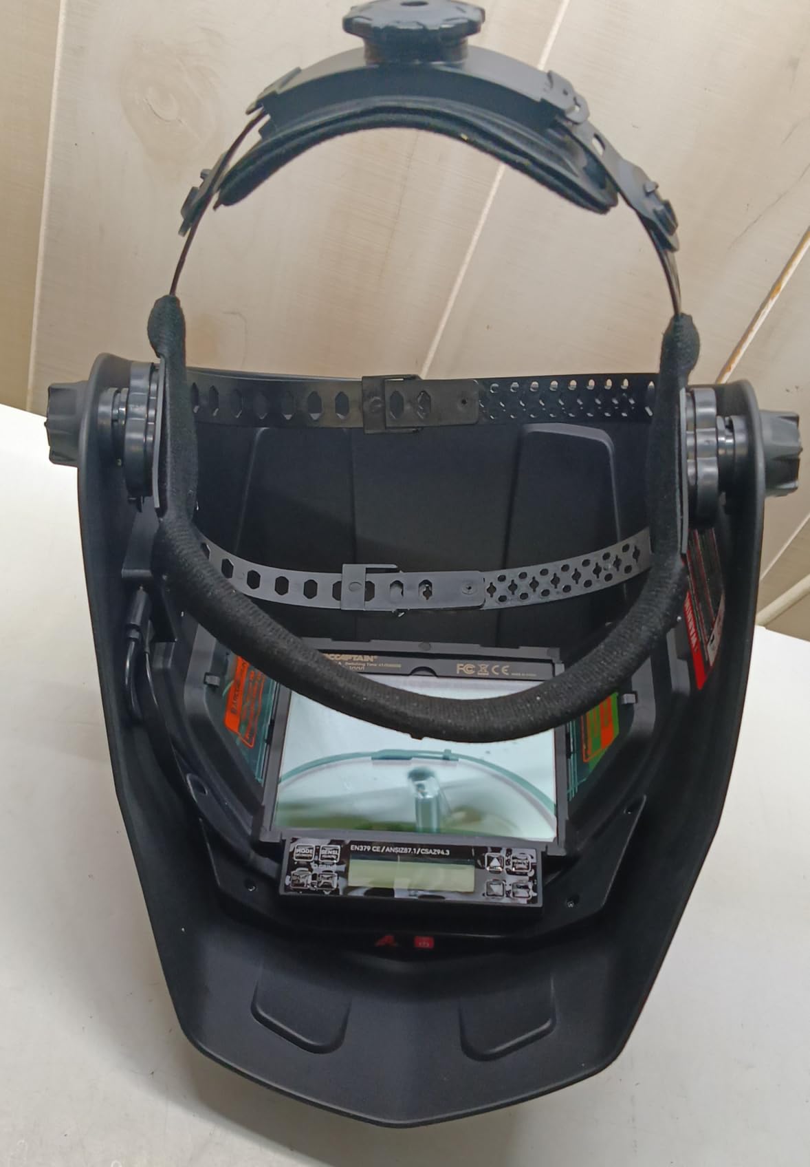 ARCCAPTAIN Intelligent Auto-Darkening Welding Helmet, 180° True Color Hood | 180° Panoramic View, 1/1/1/1 True Color Lens, 1/30000s Response, One-Touch Grind, LED Light, Memory & Gradient Modes customer photo 1