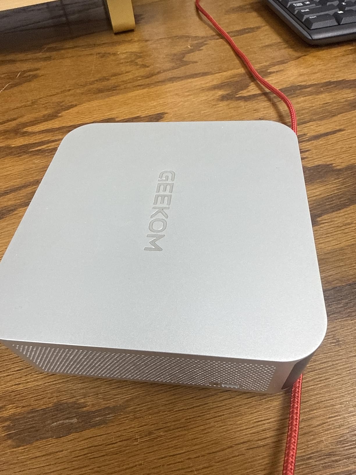 GEEKOM [2026 Edition] Multitasking Mini PC A7 MAX with AMD Ryzen 9 7940HS, 16GB DDR5 & 1TB SSD (Expandable) Radeon 780M Gaming Mini AI Desktop Computers for Creator & Office, 3-Year Coverage customer photo 1
