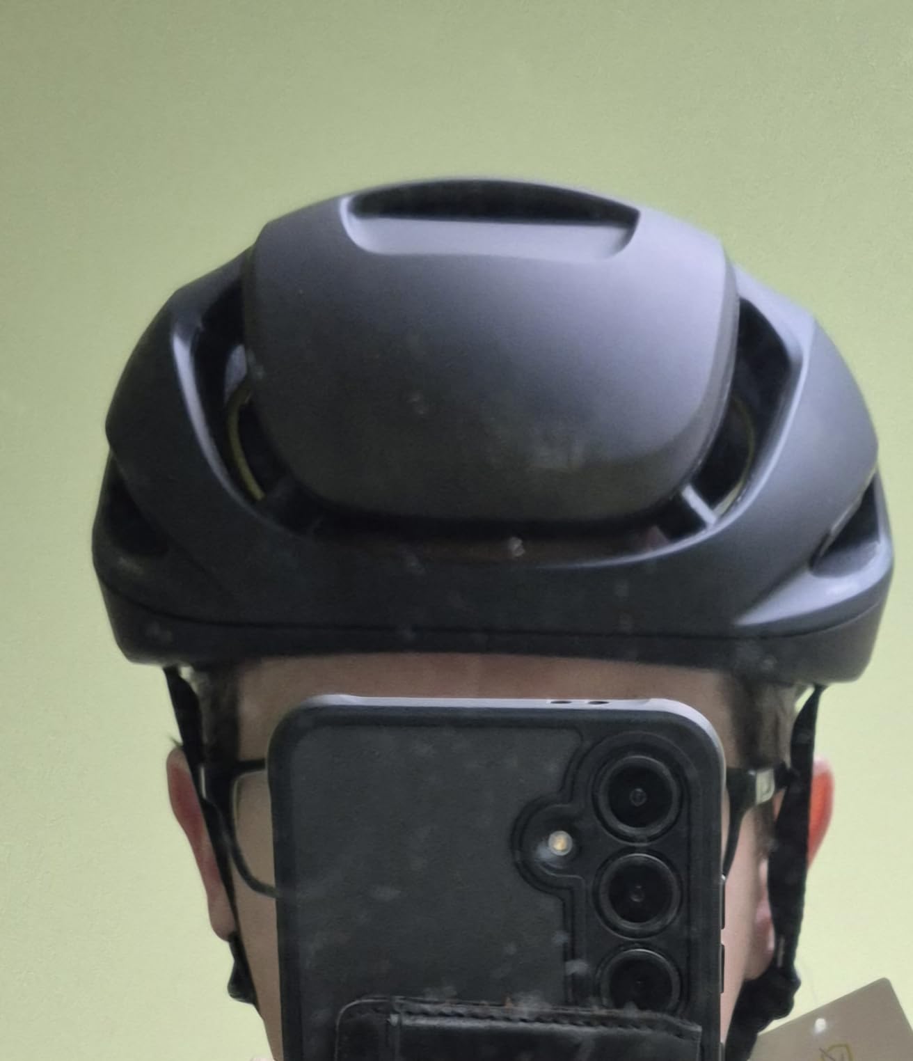 Lumos Road Bike Helmet MIPS with Magnetic Light for Adult Road and Commuter customer photo 1