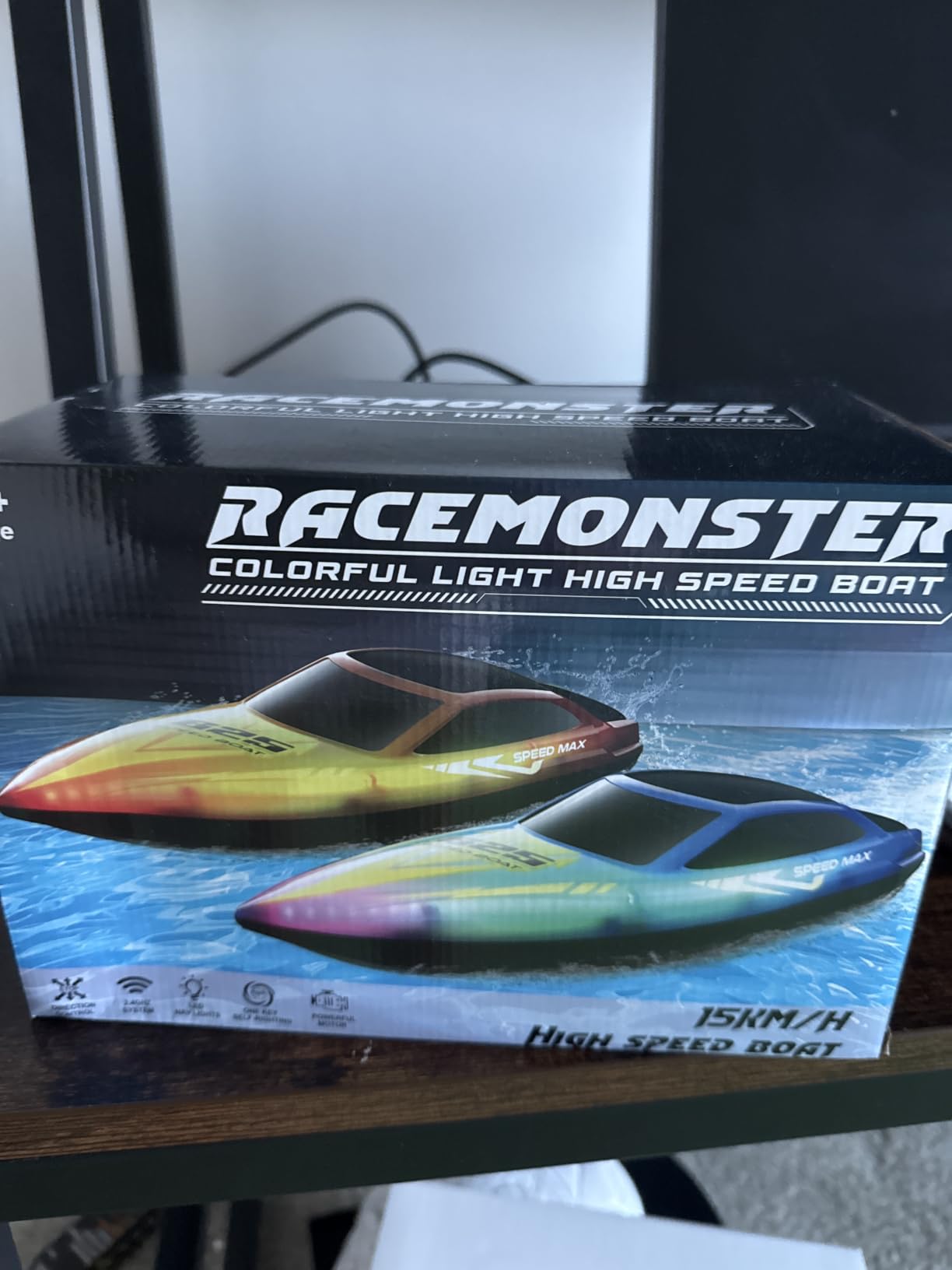 Remote Control Boat for Kids, RC Boats for Pool, Lake, River and Pond | LED Lights, Self-Righting, Waterproof, Fast Speed, Racing Electric Boats, 2 Speed Modes, 60-120mins Rechargeable Batteries customer photo 1