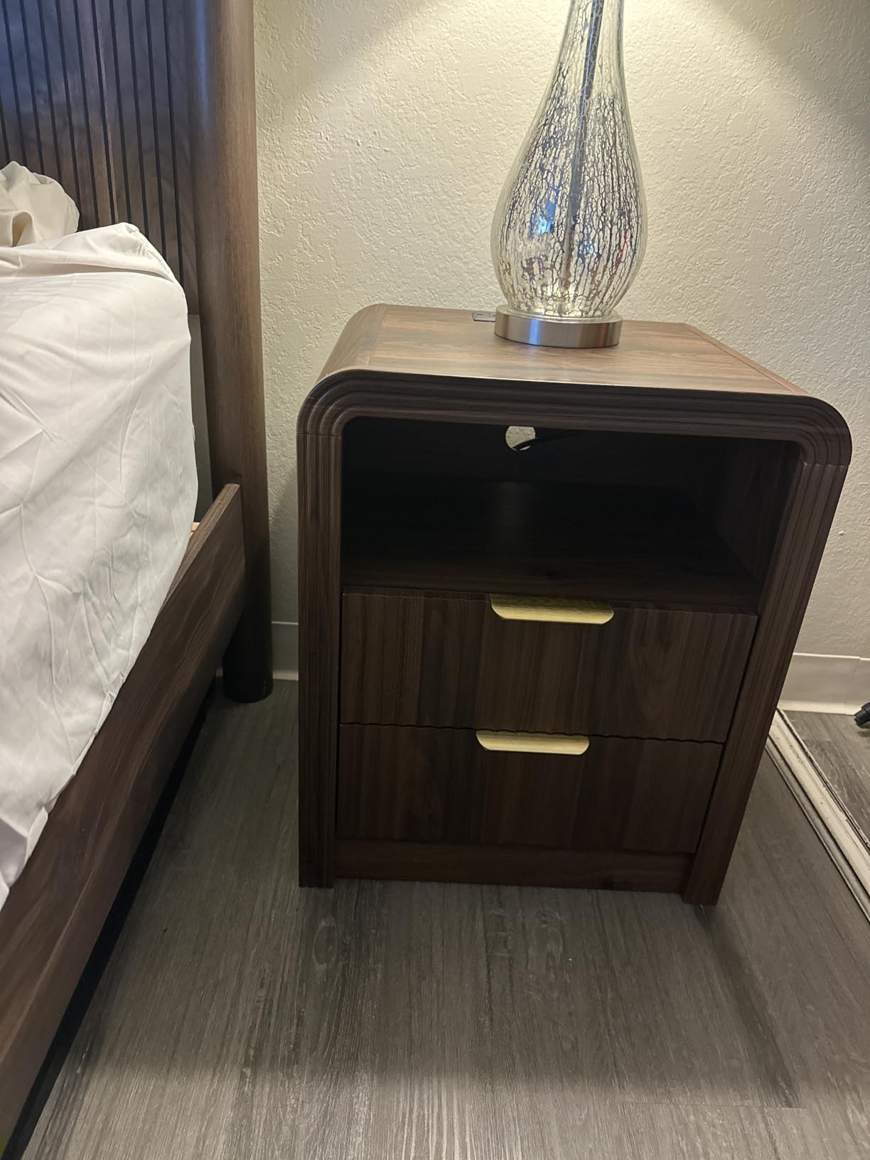 Decofy Fluted Nightstand Set of 2 with Charging Station, 19.7'' Wide Morden End Table with USB/Type-C Ports, 2 Drawers & Open Shelf, Curved Profile Design, Wood Bedside Table for Bedroom customer photo 1