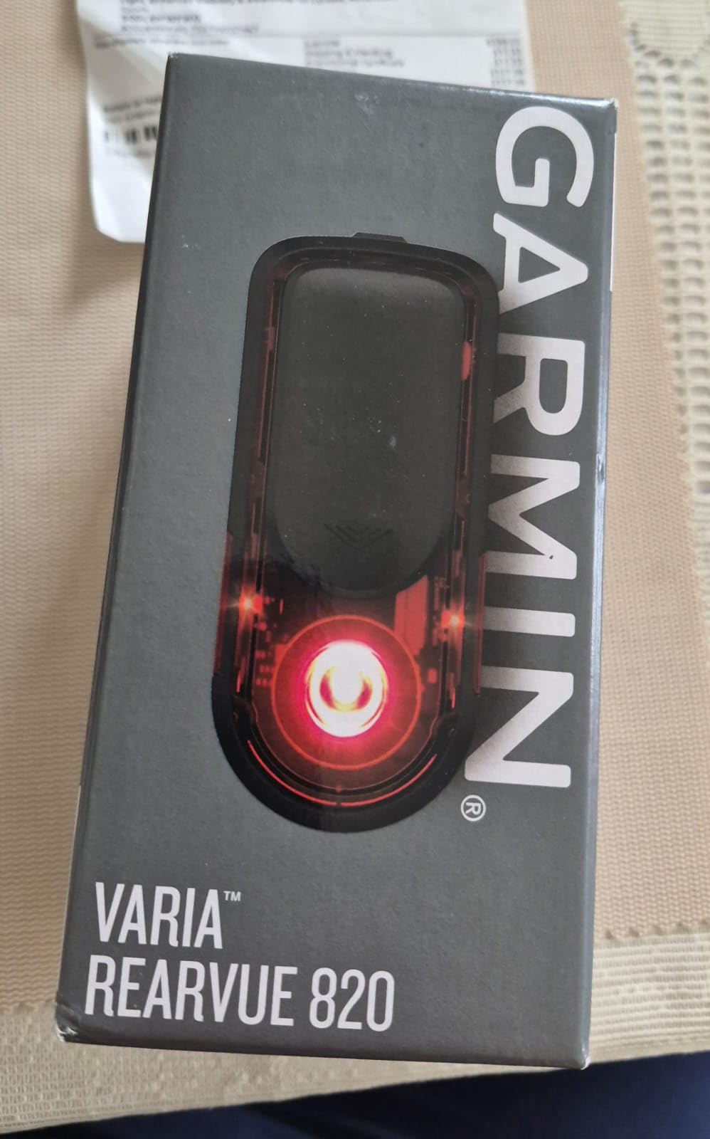 Garmin Varia RearVue 820, Advanced Cycling Rearview Radar & Tail Light | Rearview Radar & Tail Light, Enhanced Visibility & Awareness, Advanced Vehicle Tracking, Bright Brake Light, Compact Design customer photo 1