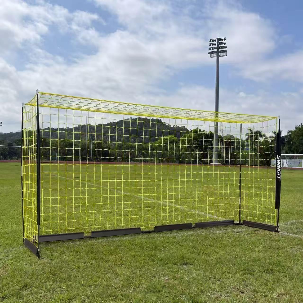 12x6 Soccer Goal for Backyard Practice, Portable Soccer Net with Rustproof Steel Frame, Quick Assembly Outdoor Large Soccer Goal for Kids, Teens and Adults, Foldable Football Goal with Carry Bag customer photo 1