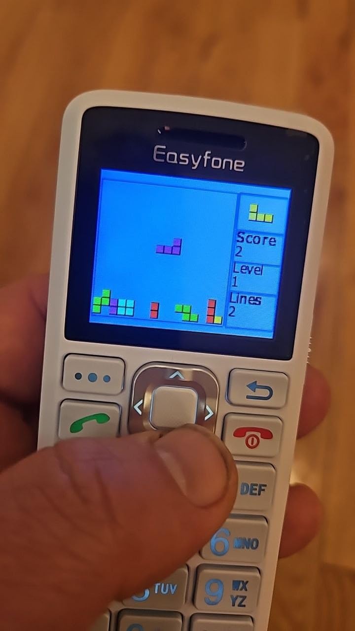 Easyfone T200 4G Unlocked Feature Cell Phone, Easy-to-Use Clear Sound Basic Dumb Mobile Phone with FM Radio, Flashlight, SOS Button, Bluetooth, Mini-Games, No Internet Access (White) customer photo 1