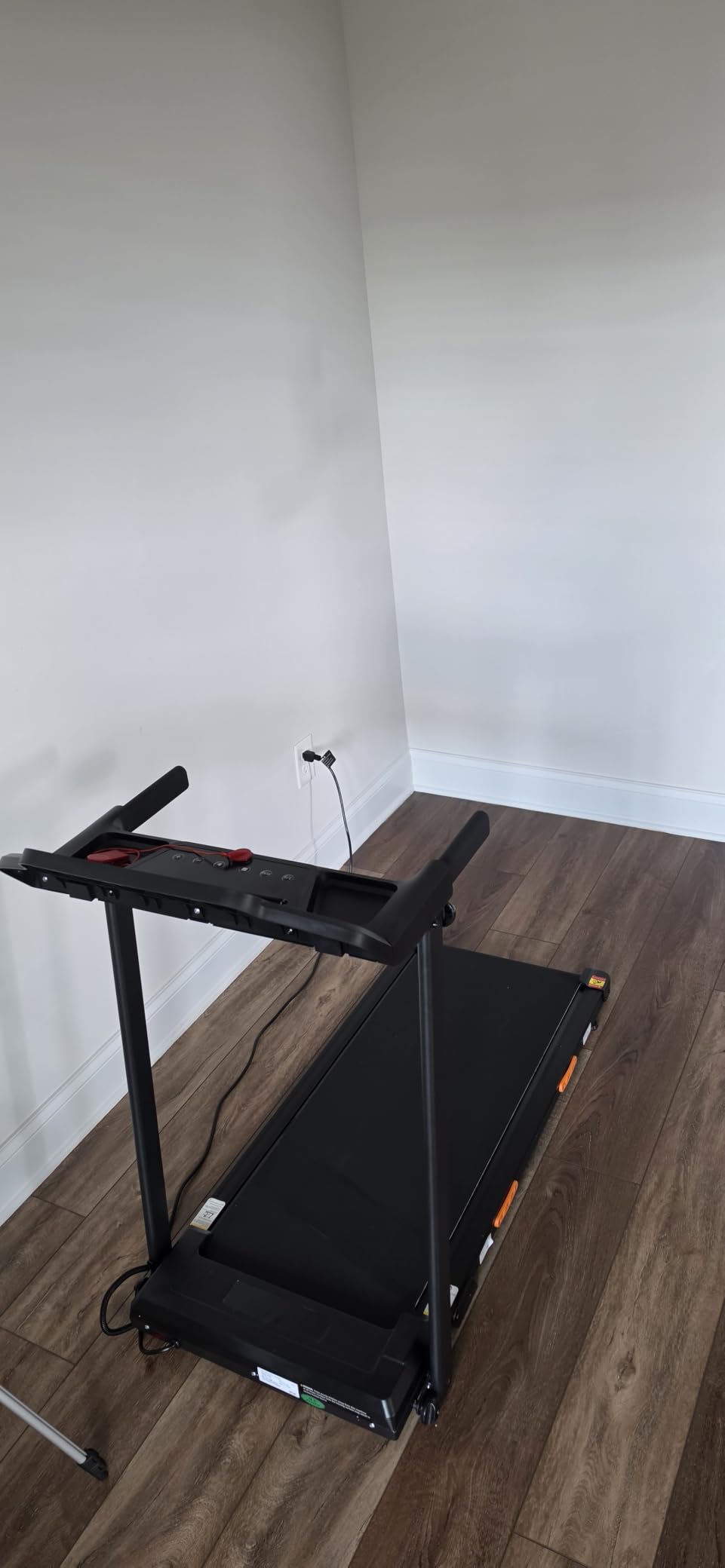 CURSOR FITNESS 16% Incline Treadmills for Home Small with 3 LED Displays | 400LBS Capacity Foldable Walking Pad Treadmill with Low Noise 3.0HP Motor, Portable Treadmill 0.6-7.0MPH customer photo 1