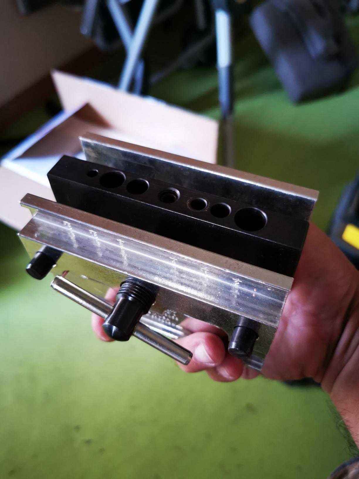 Dowl-it 1000 Self-centering Doweling Jig customer photo 2