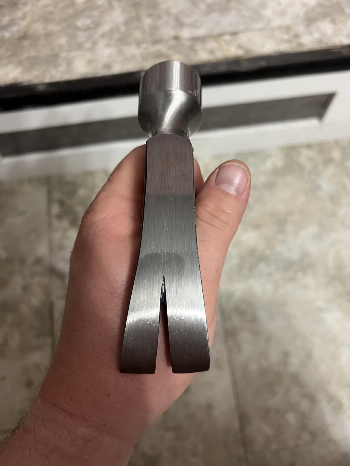 ESTWING Framing Hammer, 22oz Long Handle Straight Rip, Smooth Face, E3-22S customer photo 1
