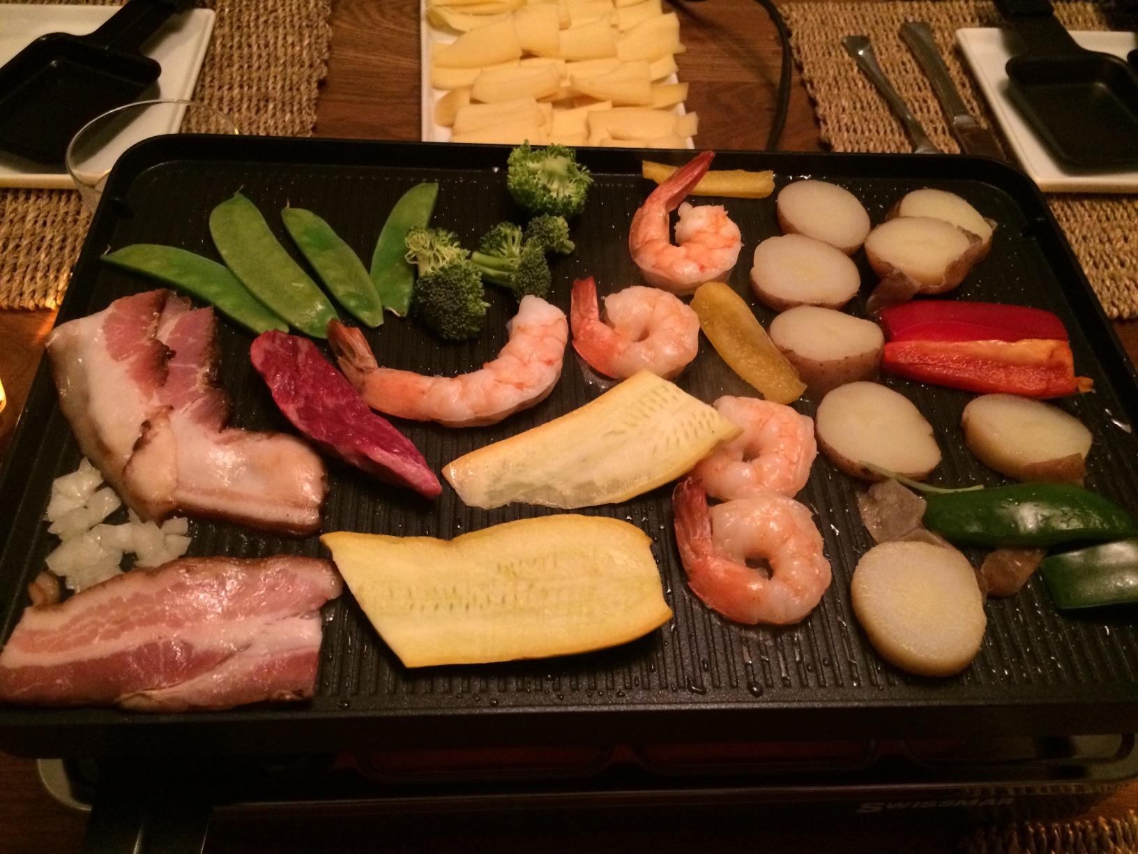 Swissmar Classic Indoor Electric Raclette Grill, Cast Aluminum Plate, Black customer photo 1