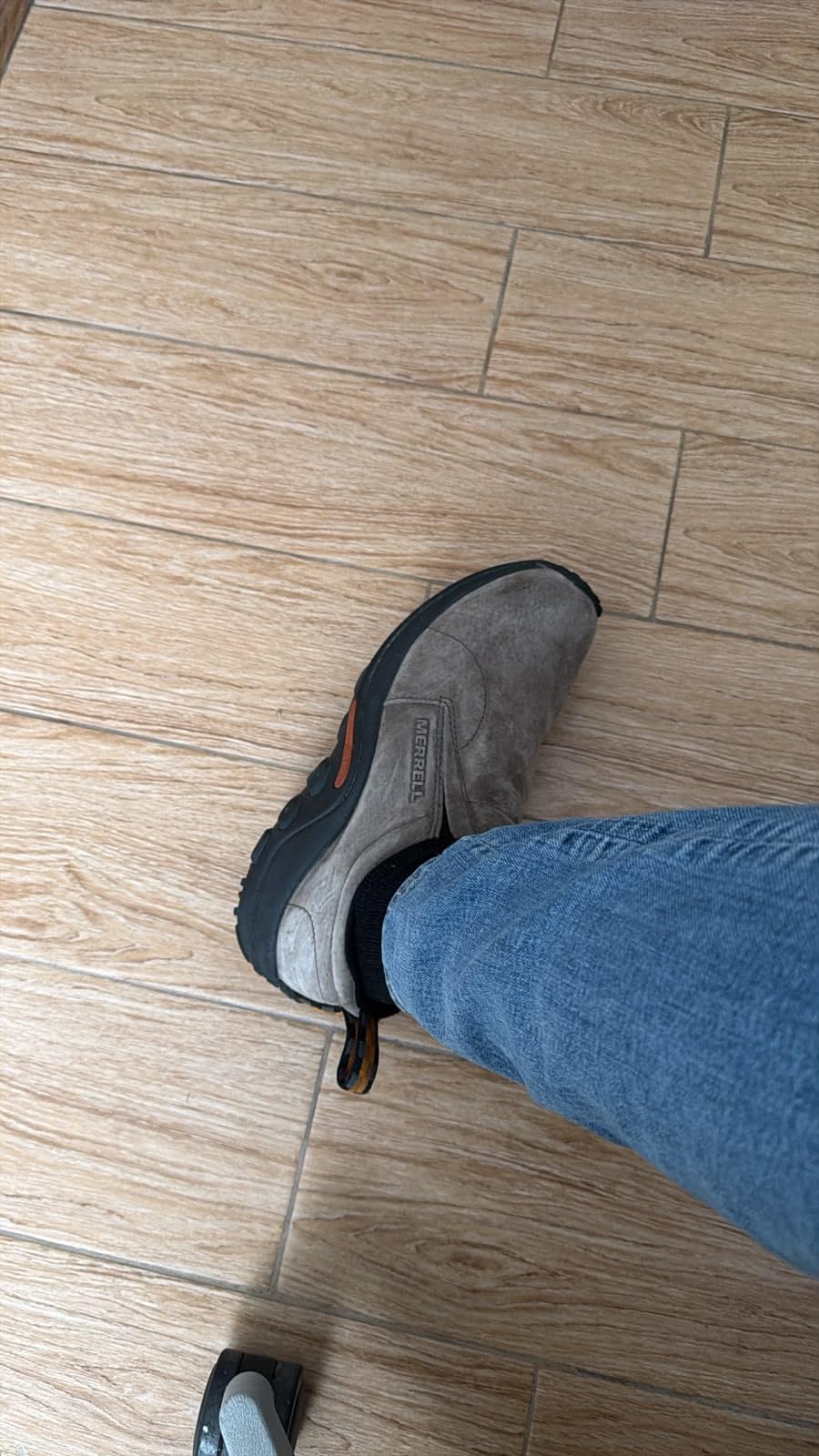 Merrell Men's Jungle Leather Slip-On Shoe customer photo 2