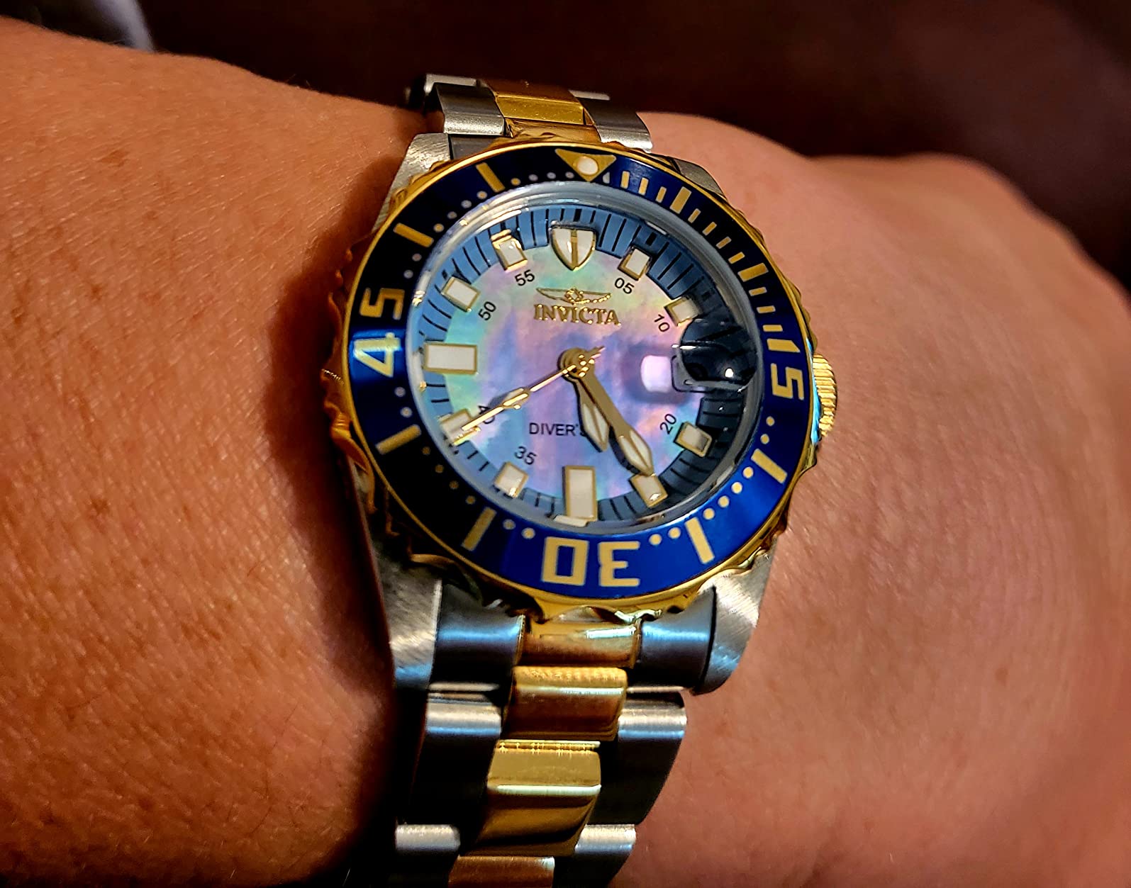 INVICTA-2961 Women's 2961 Pro Diver Collection 'Lady Abyss' Two-Tone Dive Watch customer photo 2