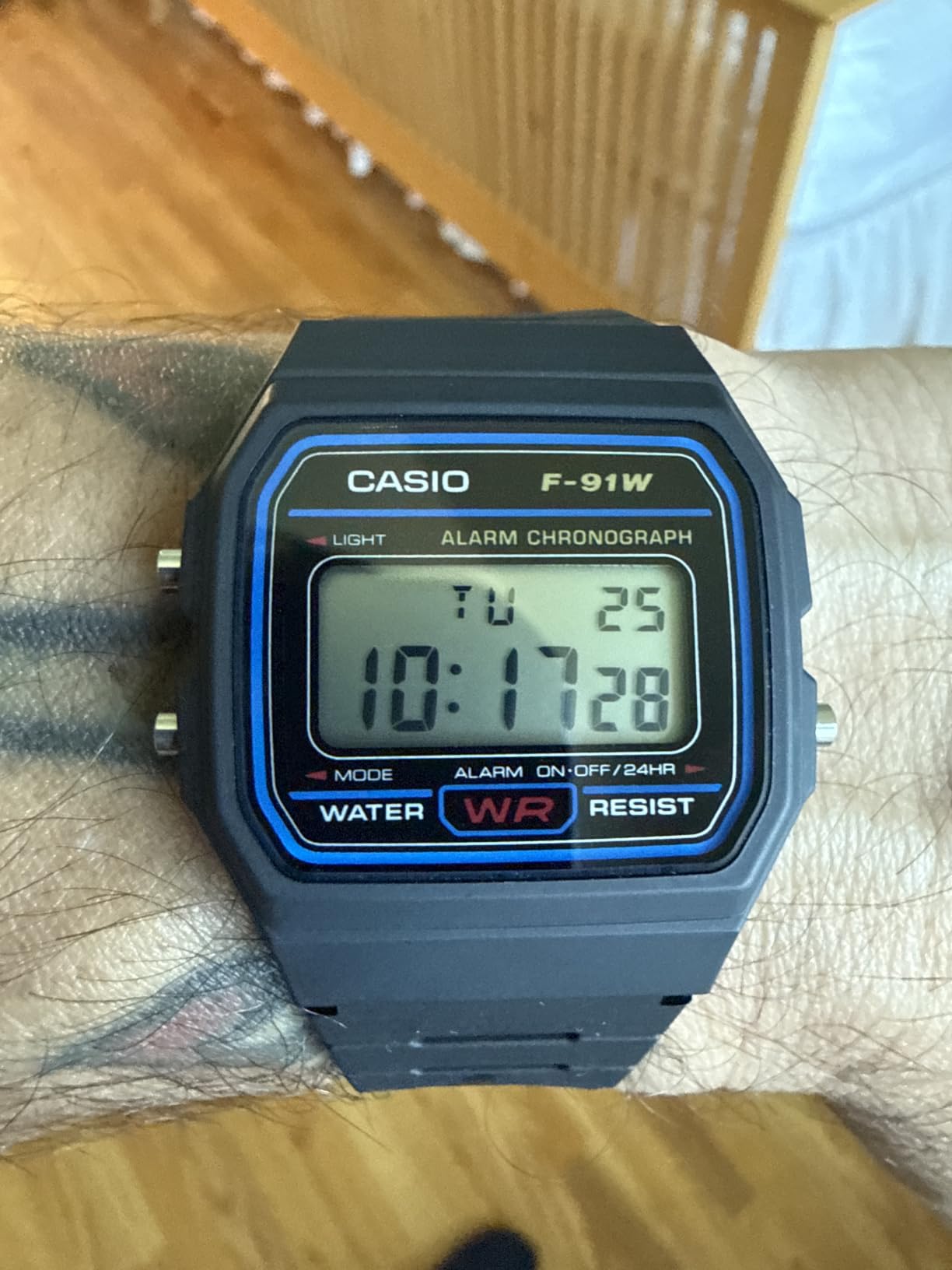 Casio F91W Series Digital Watch, Water Resistant, LED Light, 1/100 SEC Stopwatch, 7 Year Battery customer photo 2
