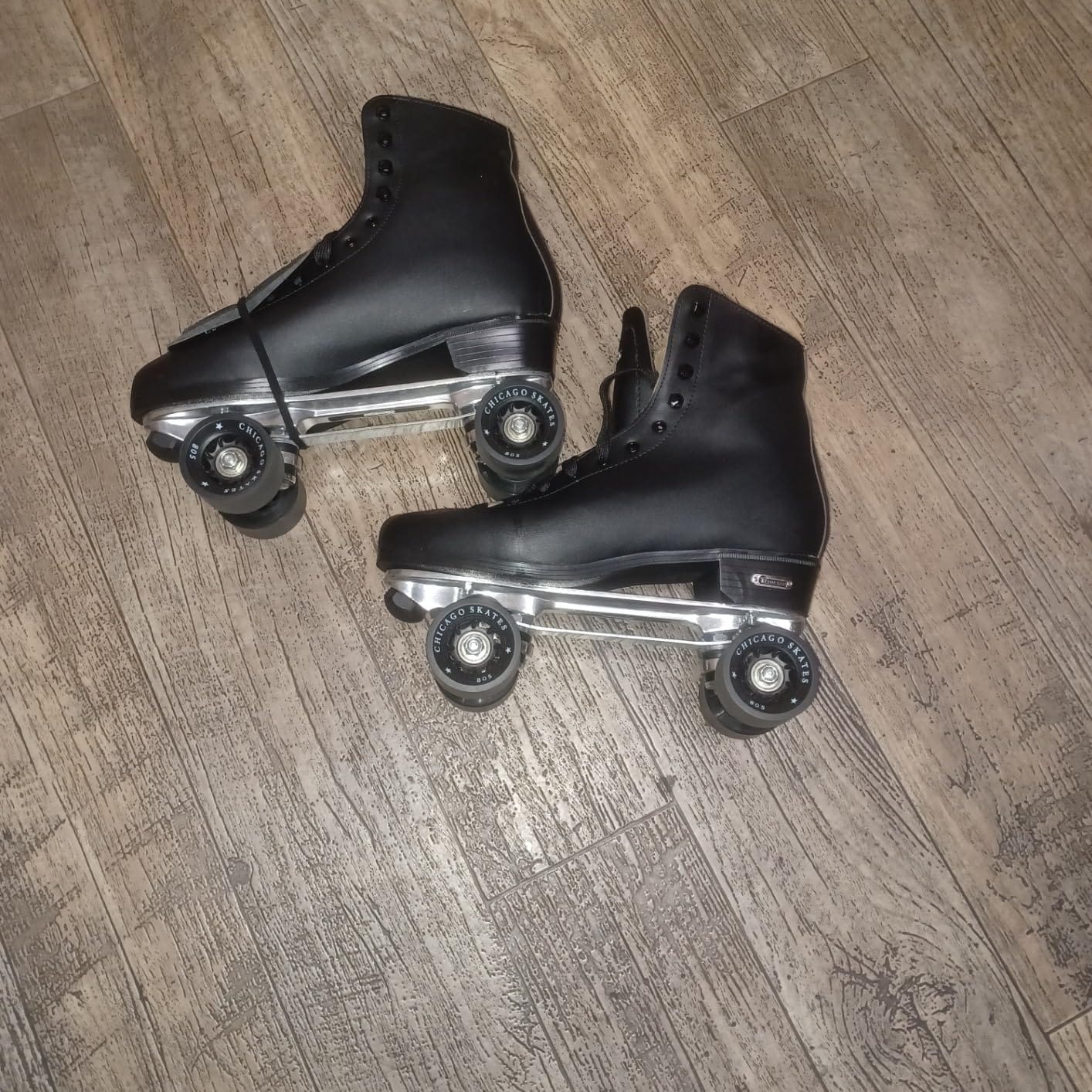 Chicago Quad Roller Skates for Women & Men – Durable, Top Performance Indoor/Outdoor Use or Roller Derby - Classic Deluxe Leather High-Top Boots with 60mm Urethane Wheels & Semi-Precision Bearings customer photo 1
