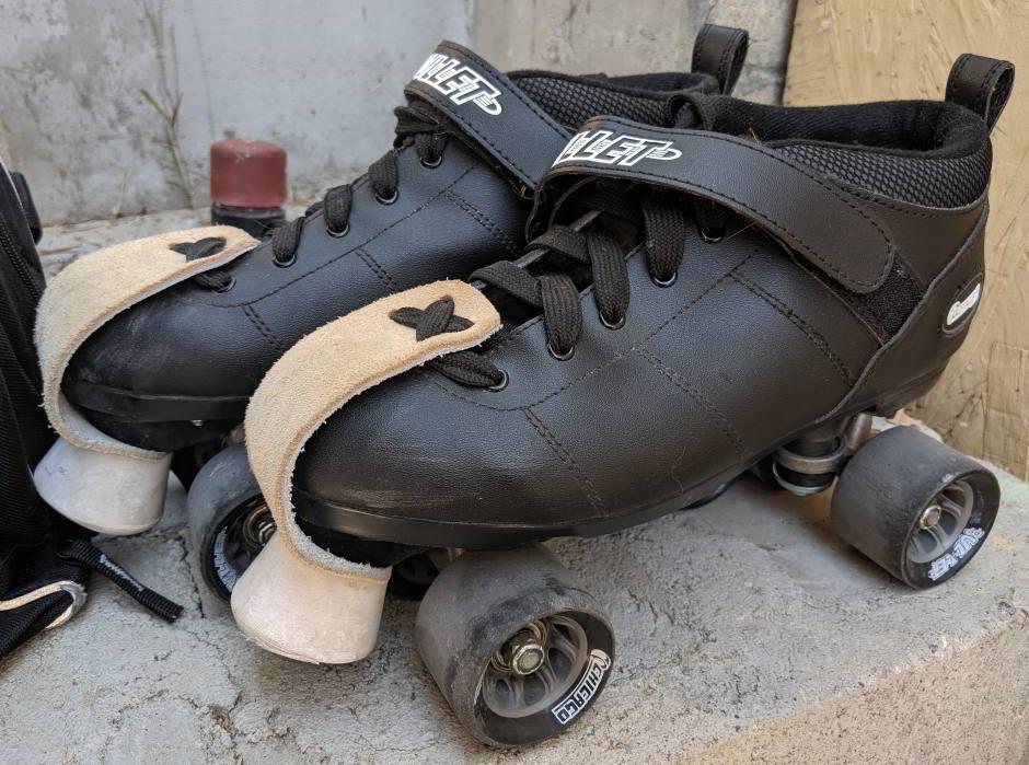 Chicago Quad Roller Skates for Women & Men – Durable, Top Performance Indoor/Outdoor Use or Roller Derby - Classic Deluxe Leather High-Top Boots with 60mm Urethane Wheels & Semi-Precision Bearings customer photo 2