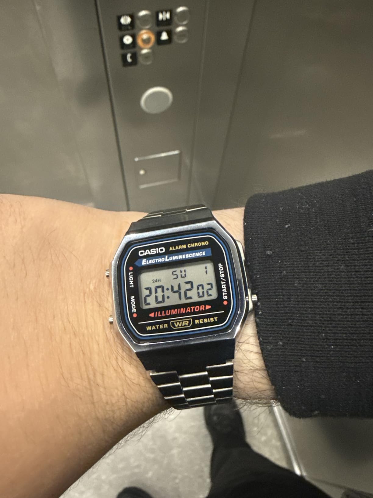 Casio Collection Unisex Adults A168WA Vintage Watch customer photo 1