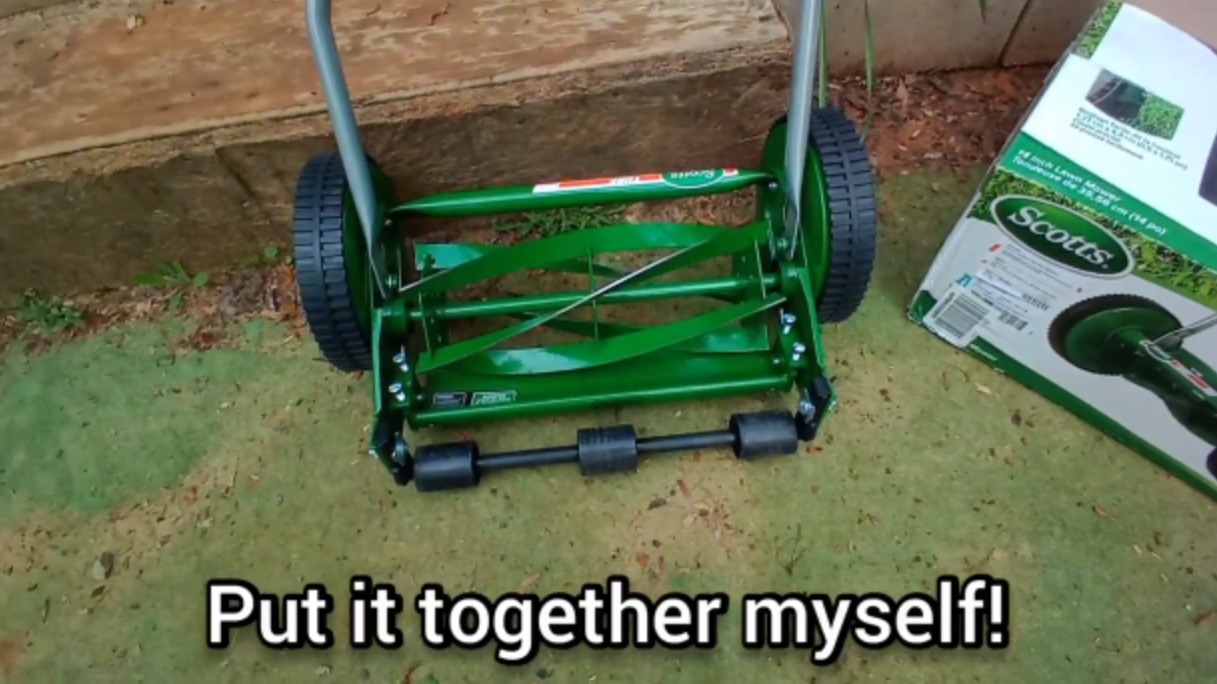Scotts 304-14S 14-Inch 5-Blade Push Reel Lawn Mower, Green customer photo 1