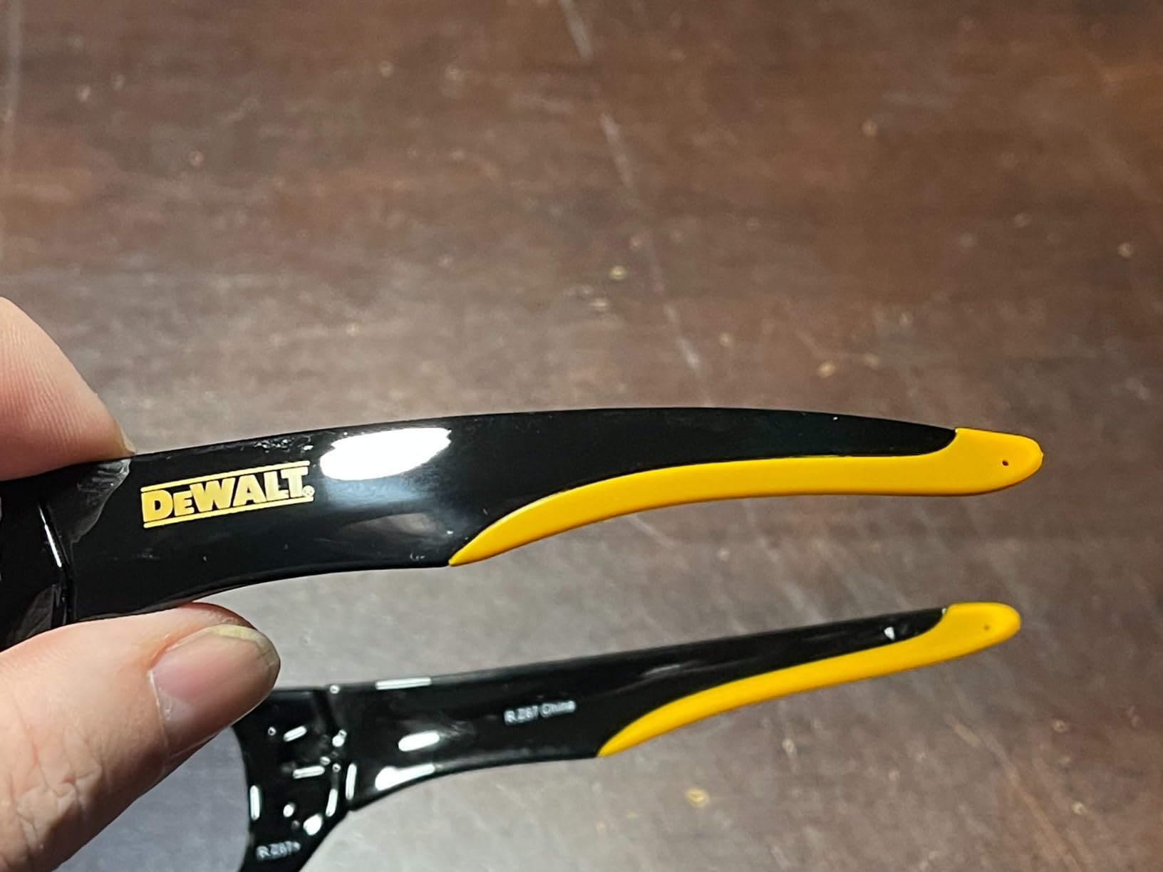 DEWALT DPG94-2C Dominator Z87+ Safety Glasses - Black Full Frame & Smoke Lens - Rubber Temples & Nosepiece customer photo 2