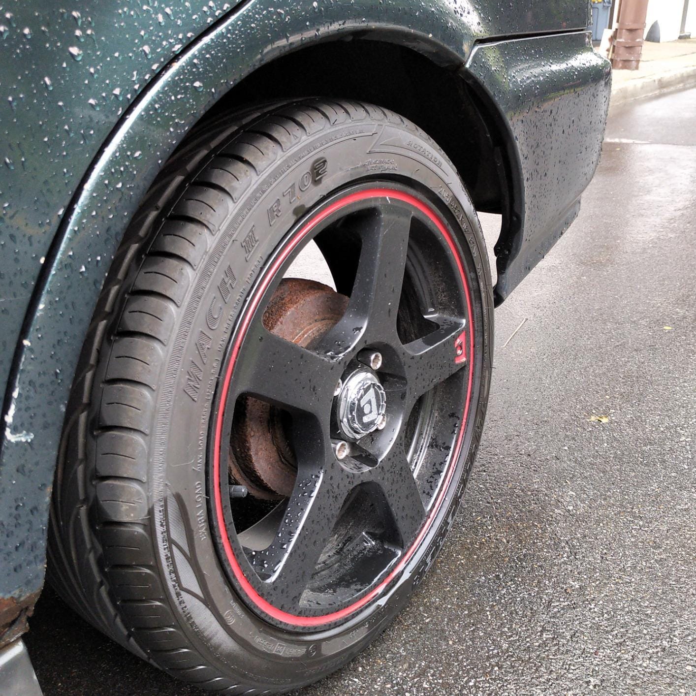 Motegi MR116 FS5 17X7 5X112/4.5 5.57 40mm MATTE BLACK W/RED STRIPE - MR11677046740 customer photo 1
