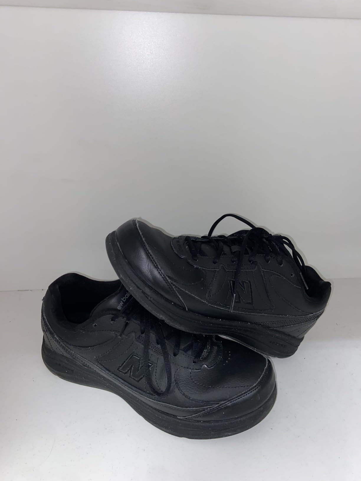 New Balance Men's 577 V1 Lace-Up Shoe customer photo 1