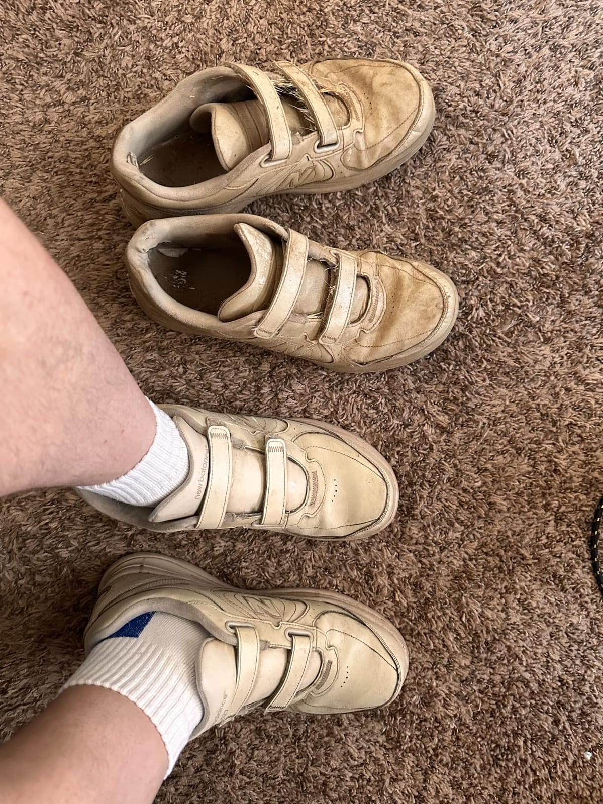 New Balance Men's 577 V1 Hook and Loop Shoes customer photo 2