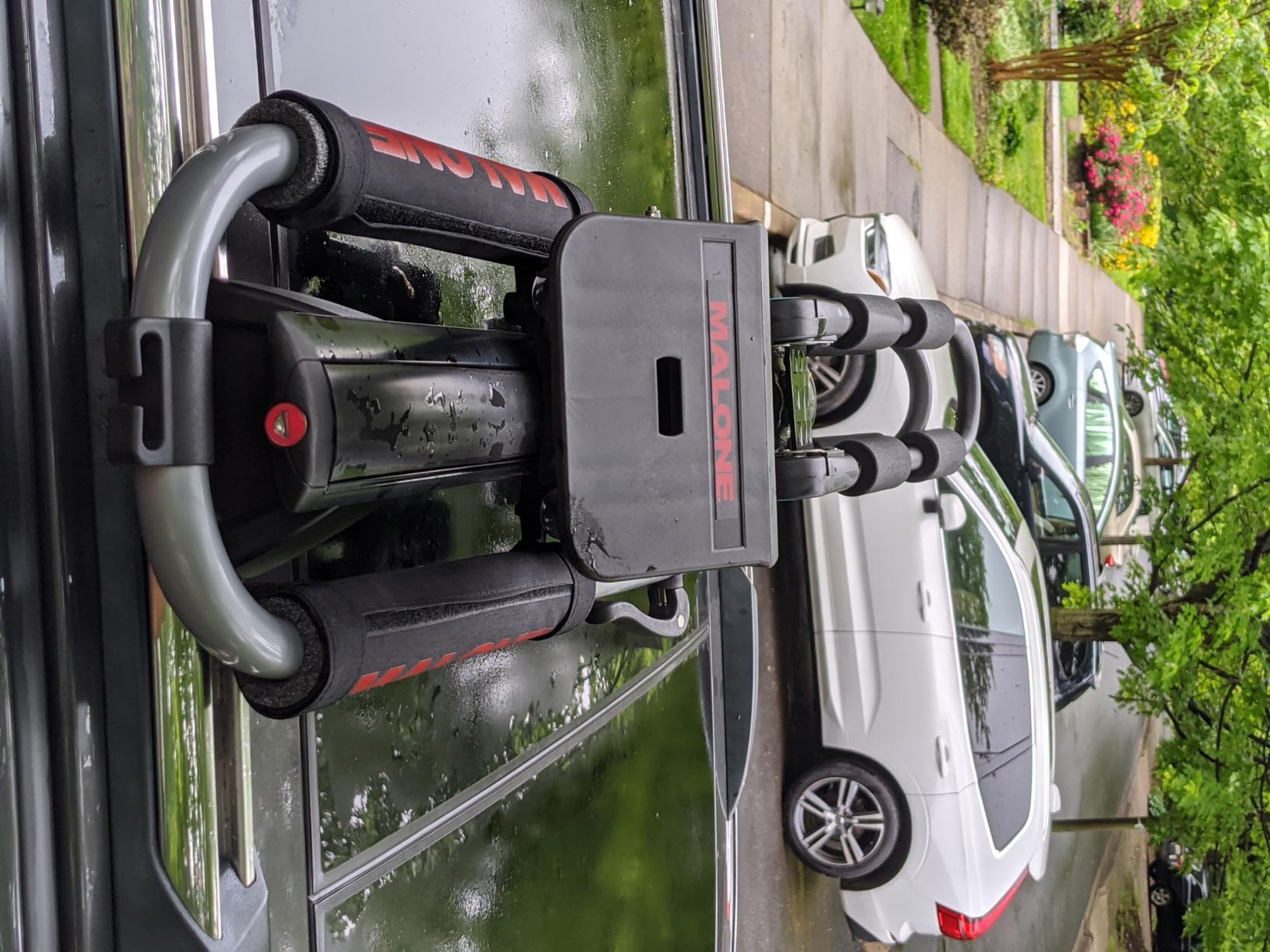 Malone Downloader Folding J-Style Universal Car Rack Kayak Carrier with Bow and Stern Lines customer photo 1