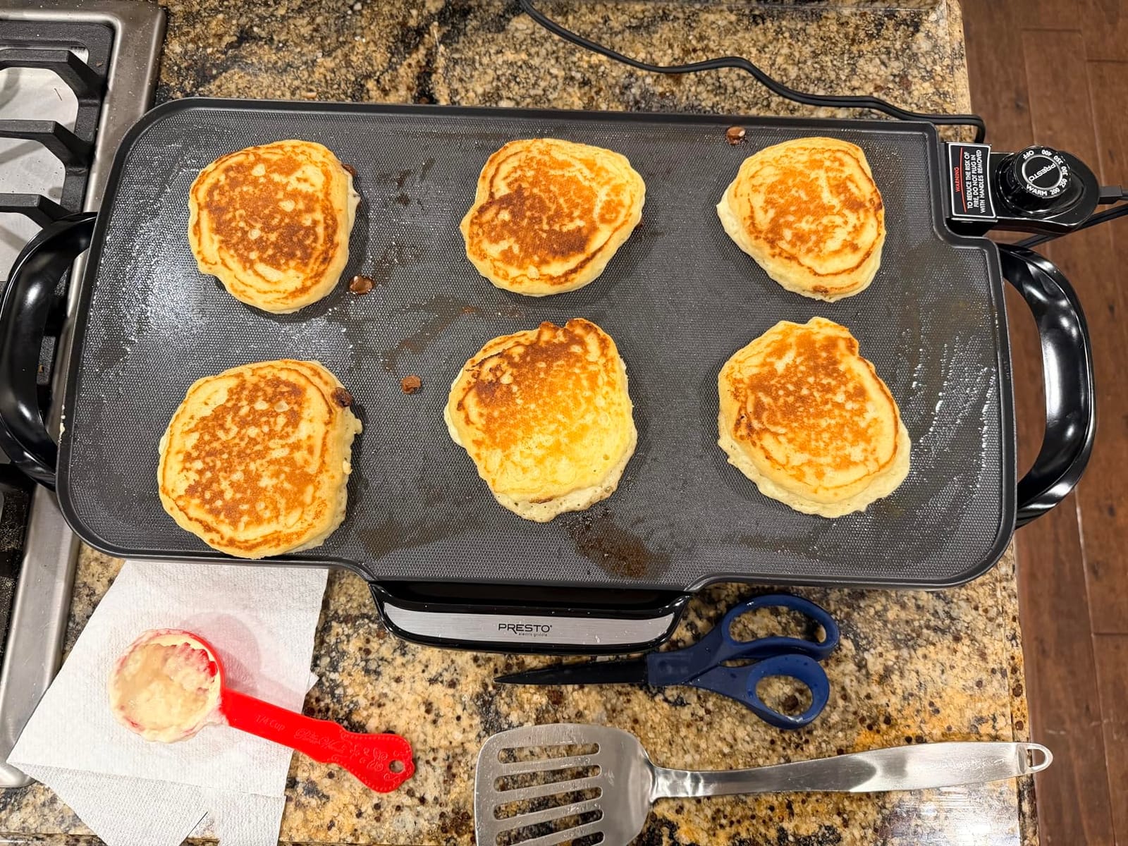 Presto 07061 22-Inch Electric Ceramic Griddle customer photo 1