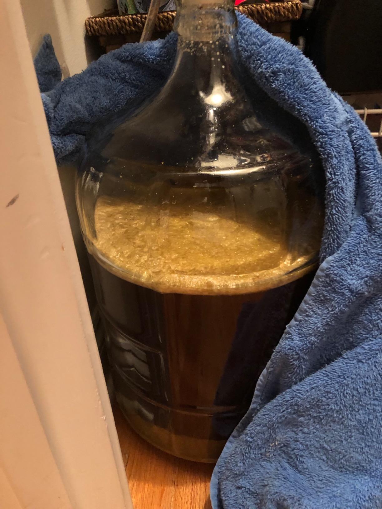 Gold Complete Beer Equipment Kit (K7) with 5 gal Glass Carboy customer photo 2