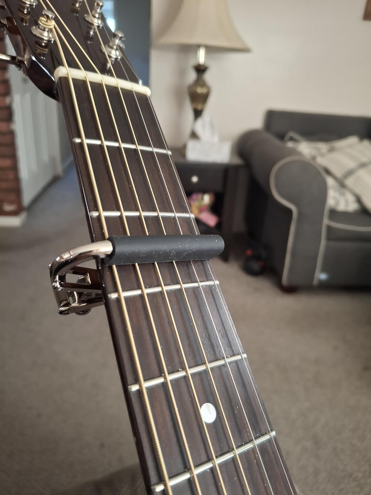 Shubb C1 Standard Acoustic Guitar Capo – Polished Nickel customer photo 2