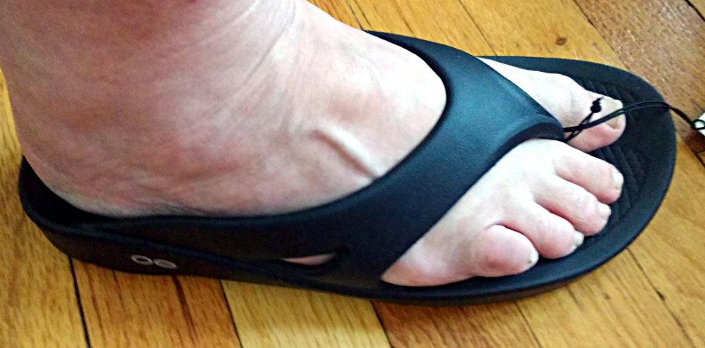 OOFOS OOriginal Recovery Sandal - Men's customer photo 2