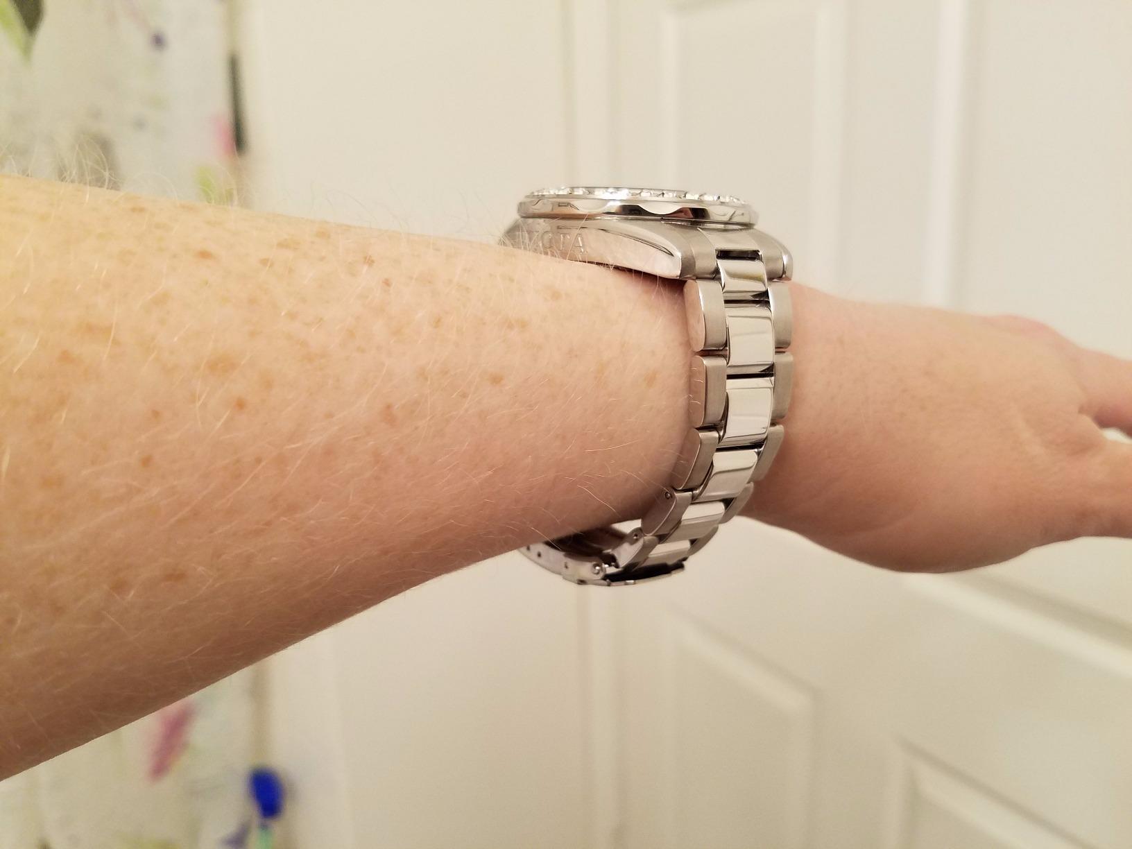 Invicta Women's 15251 Pro Diver Silver Dial Crystal Accented Stainless Steel Watch customer photo 1