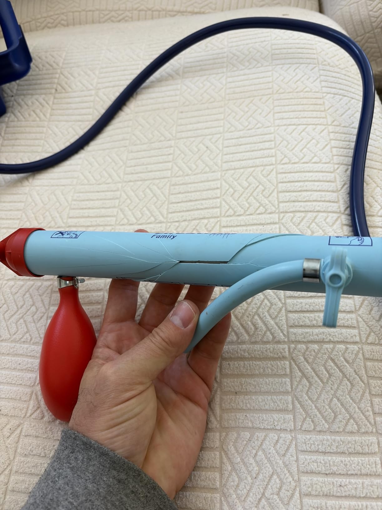 LifeStraw Family Gravity Water Purifier with Virus Removal, 12 L, Blue customer photo 2