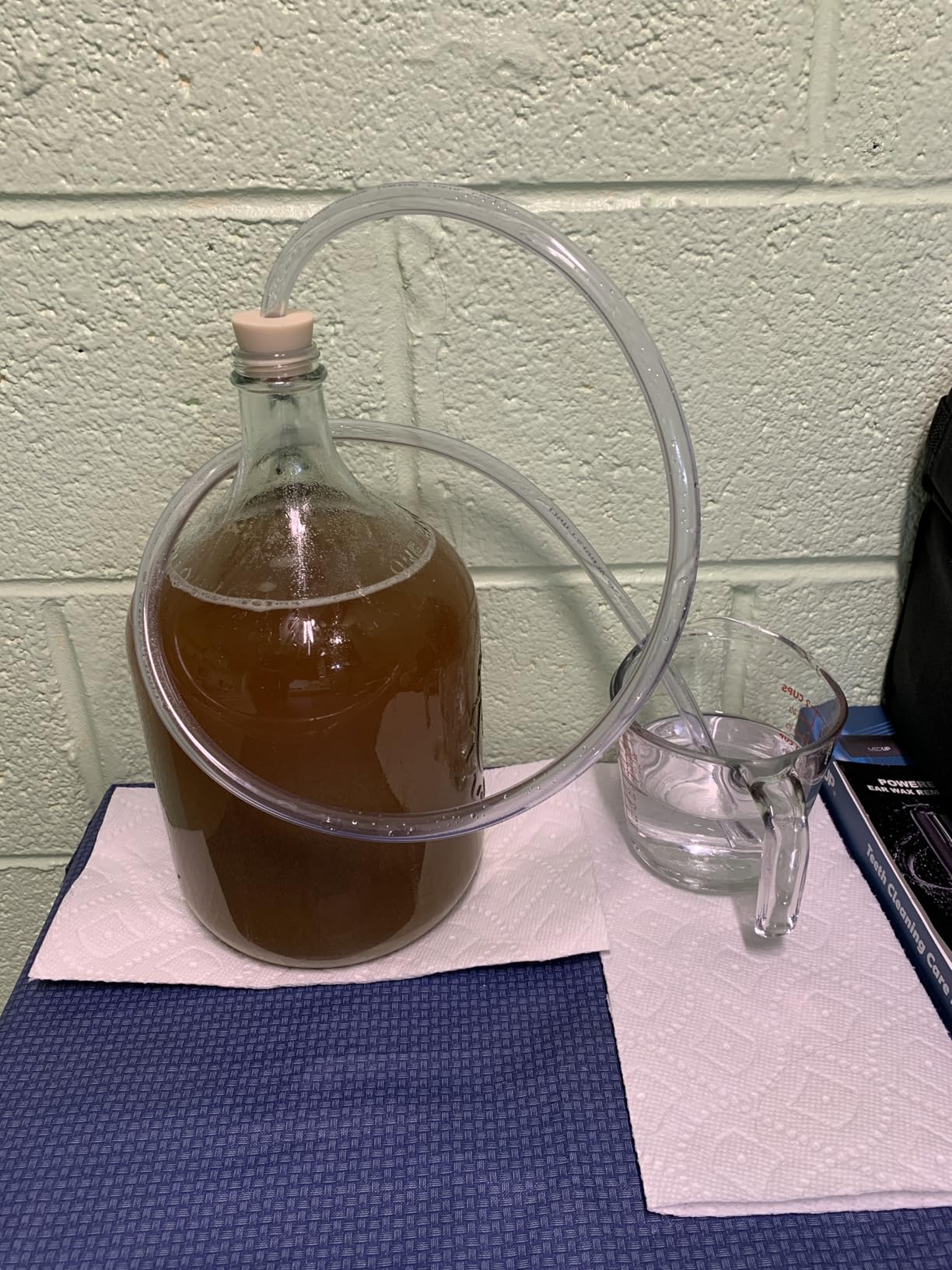 Craft A Brew - American Pale Ale - Beer Making Kit - Make Your Own Craft Beer - Complete Equipment and Supplies - Starter Home Brewing Kit - 1 Gallon customer photo 1