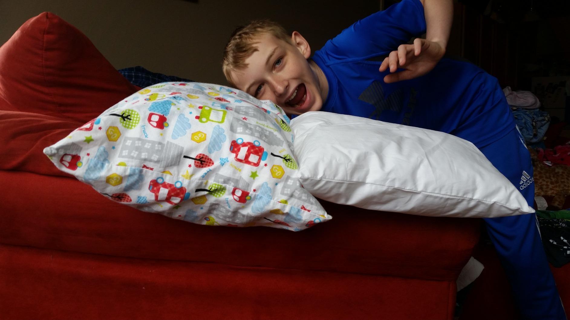 Toddler Bed Pillow with Cotton Pillow Case – 13x18 Kids Pillows for Sleeping, School, Travel & Daycare – Hypoallergenic Toddler Pillow 2 Year Old to 5 with Envelope Pillowcase (White) customer photo 2