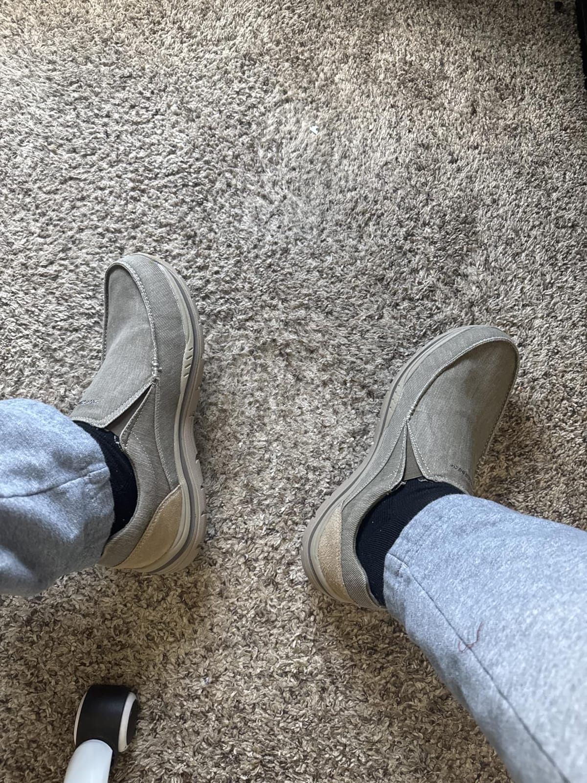 Skechers Men's Expected Avillo customer photo 2
