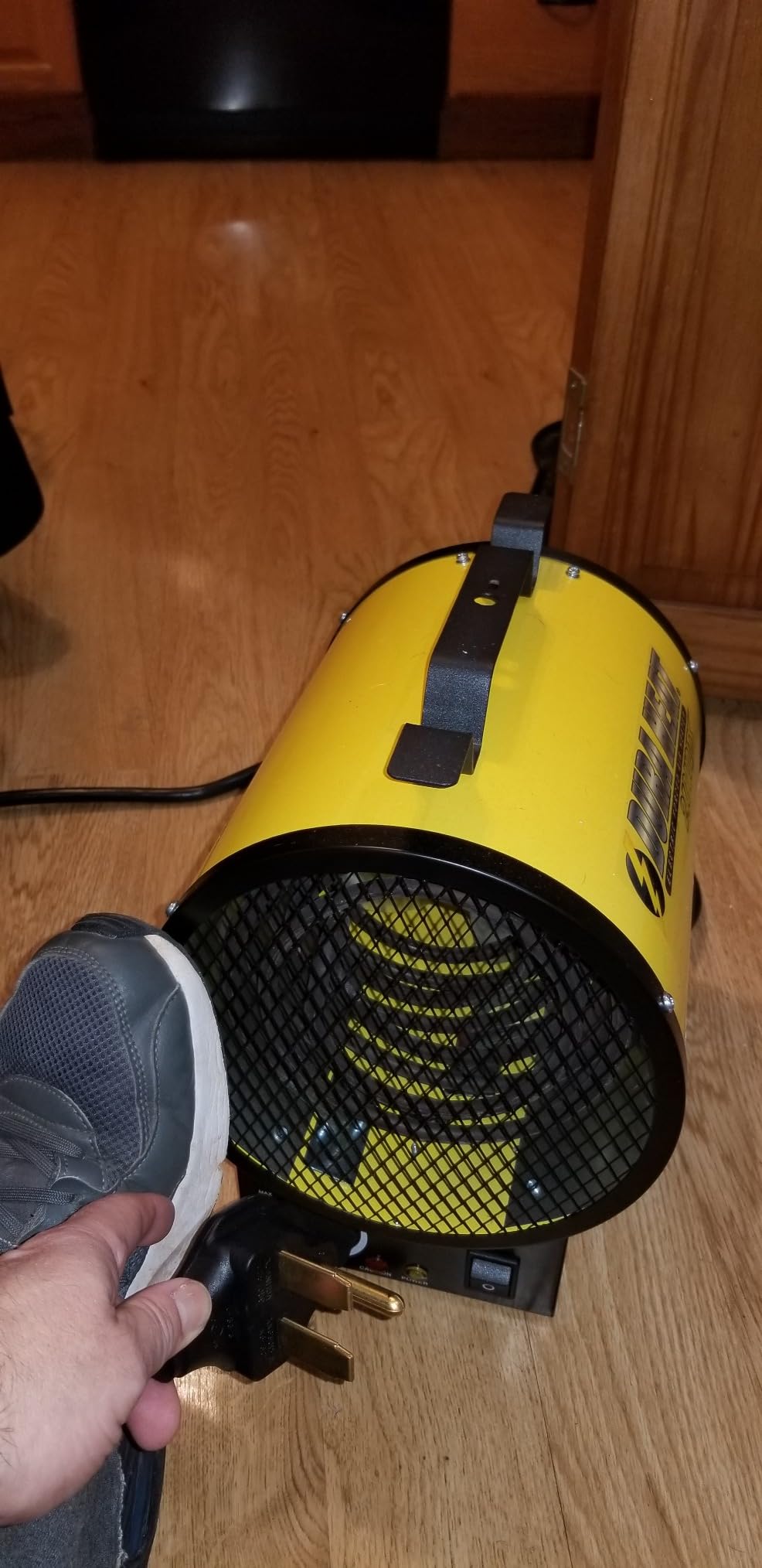 Dura Heat EUH5000 Electric Forced Air Heater 16,400 Btu, Yellow customer photo 1