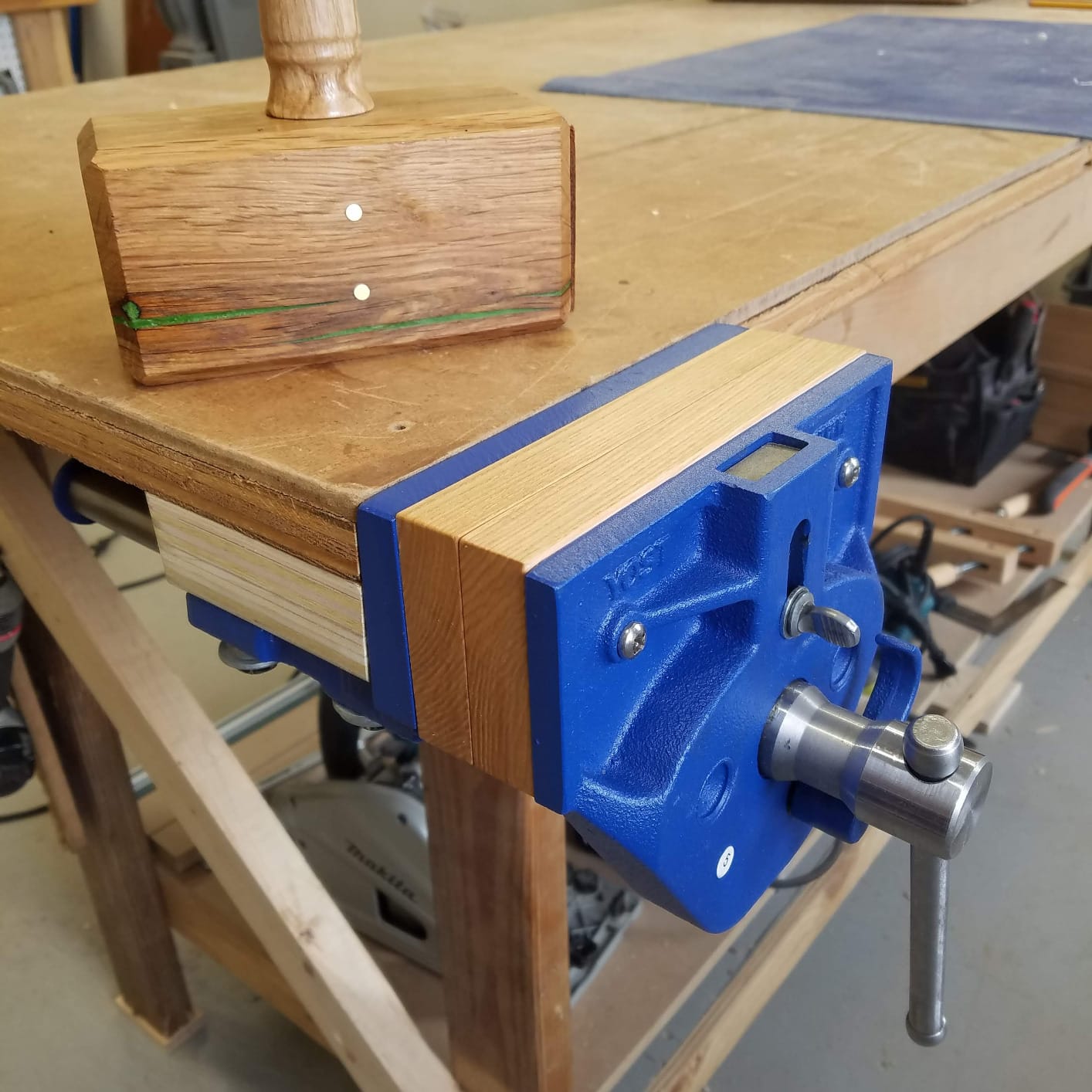 Yost Vises M7WW Rapid Action Woodworking Vise | Quick Release Lever for Quick Adjustments | 7 Inch Jaw Width | Made with Heavy-Duty Cast Iron | Blue customer photo 1