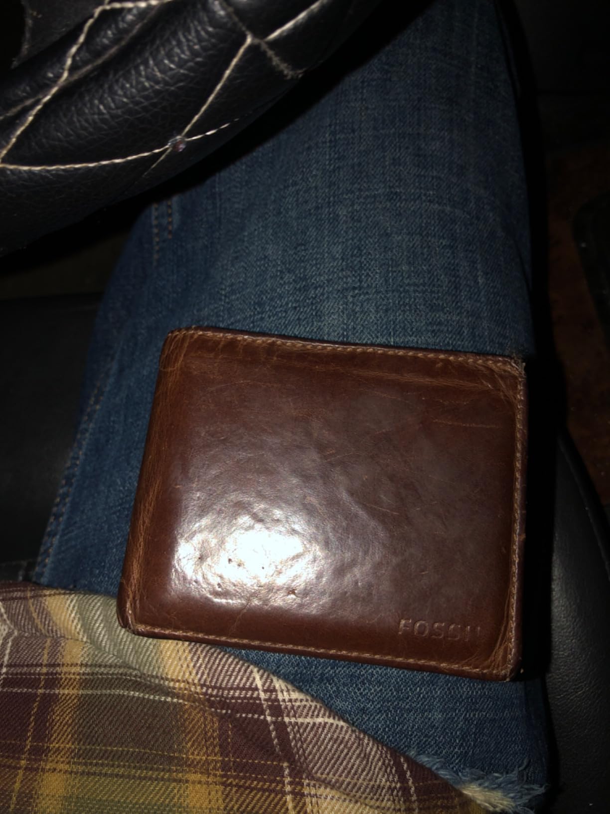 Men's Wallet, Derrick Leather RFID-Blocking Wallet, Bifold with Flip ID, Dark Brown customer photo 1