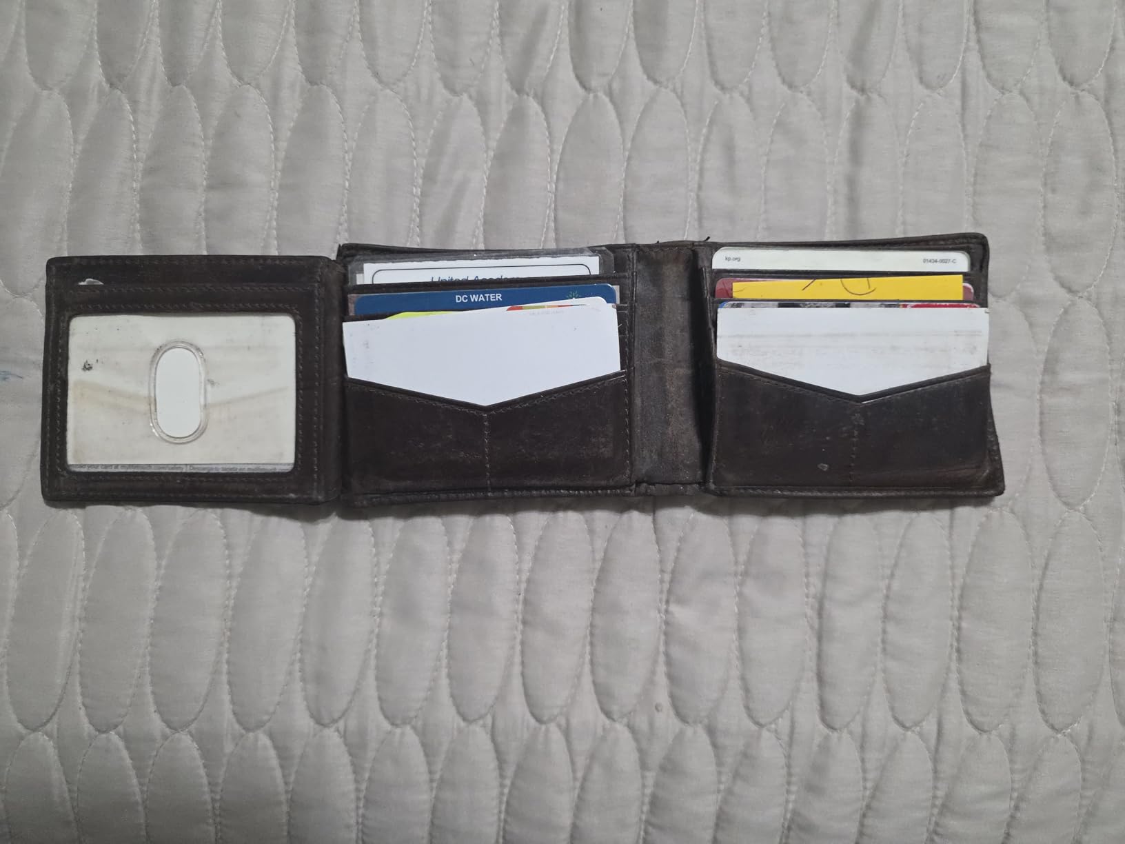 Men's Wallet, Derrick Leather RFID-Blocking Wallet, Bifold with Flip ID, Dark Brown customer photo 2