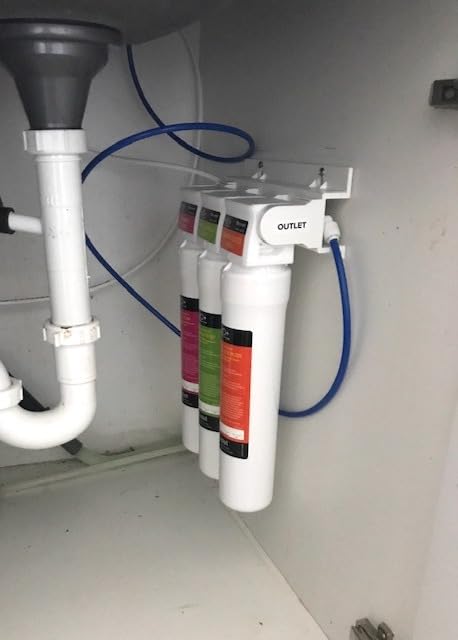 Brondell Coral UC300 Under Sink Water Filtration System – Reduces PFAS, Lead, & Chlorine in Drinking Water, Water Purifier with Designer Chrome Faucet – Quick Change Filter, WQA Gold Seal-Certified customer photo 1