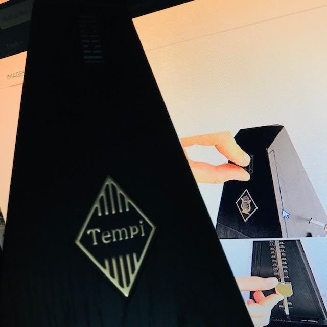 Tempi Metronome for Musicians - Mechanical Metronome for Piano, Metronome for Guitar/Violin or Metronome Music for Adults and Kids (Plastic Brown Grain Veneer) customer photo 2